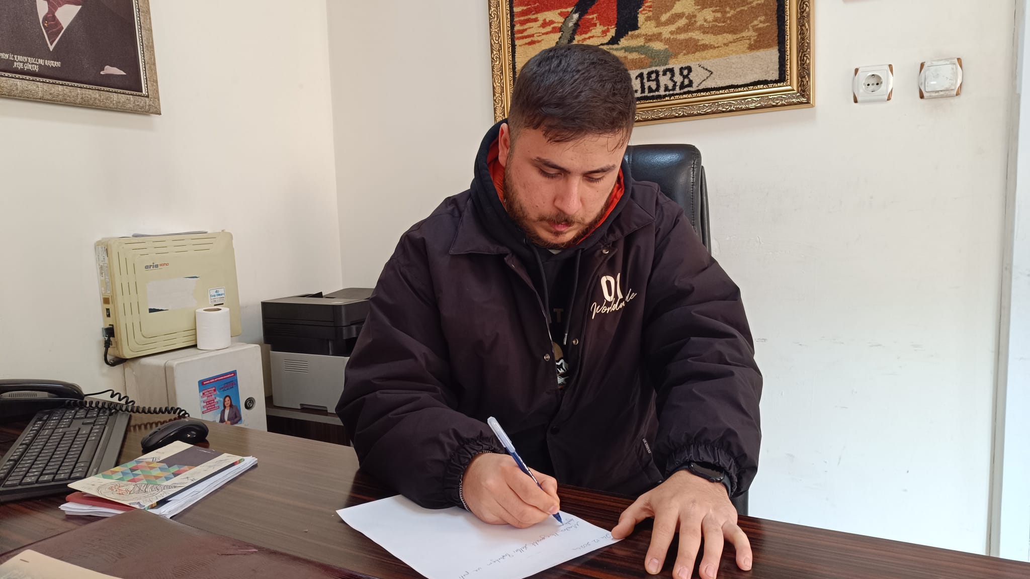 CHP Merkez İlçe Gençlik Kolları Başkanı Asım Karaduman İstifa Etti!  Karaduman: "Gençlerin Siyasetteki Yeri Engellenemez"