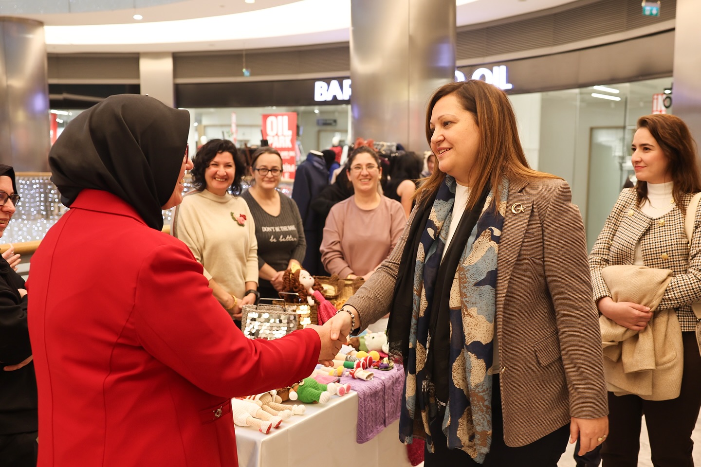 Kadınların Emekleri Neredeyse Başkan Köksal Orada