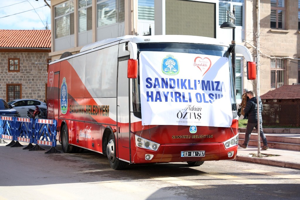 SANDIKLI BELEDİYESİ ARAÇ FİLOSUNU YENİLİYOR VE GENİŞLETİYOR