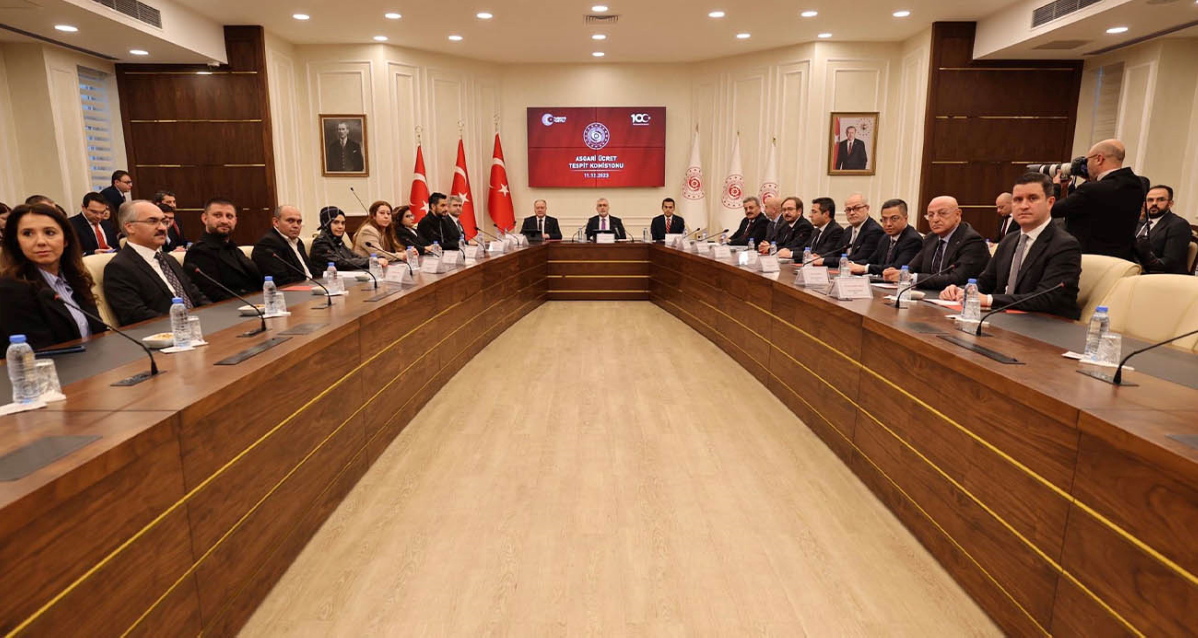 Asgari Ücret İçin Kritik Toplantı: Yeni Rakam Bu Gece Açıklanabilir