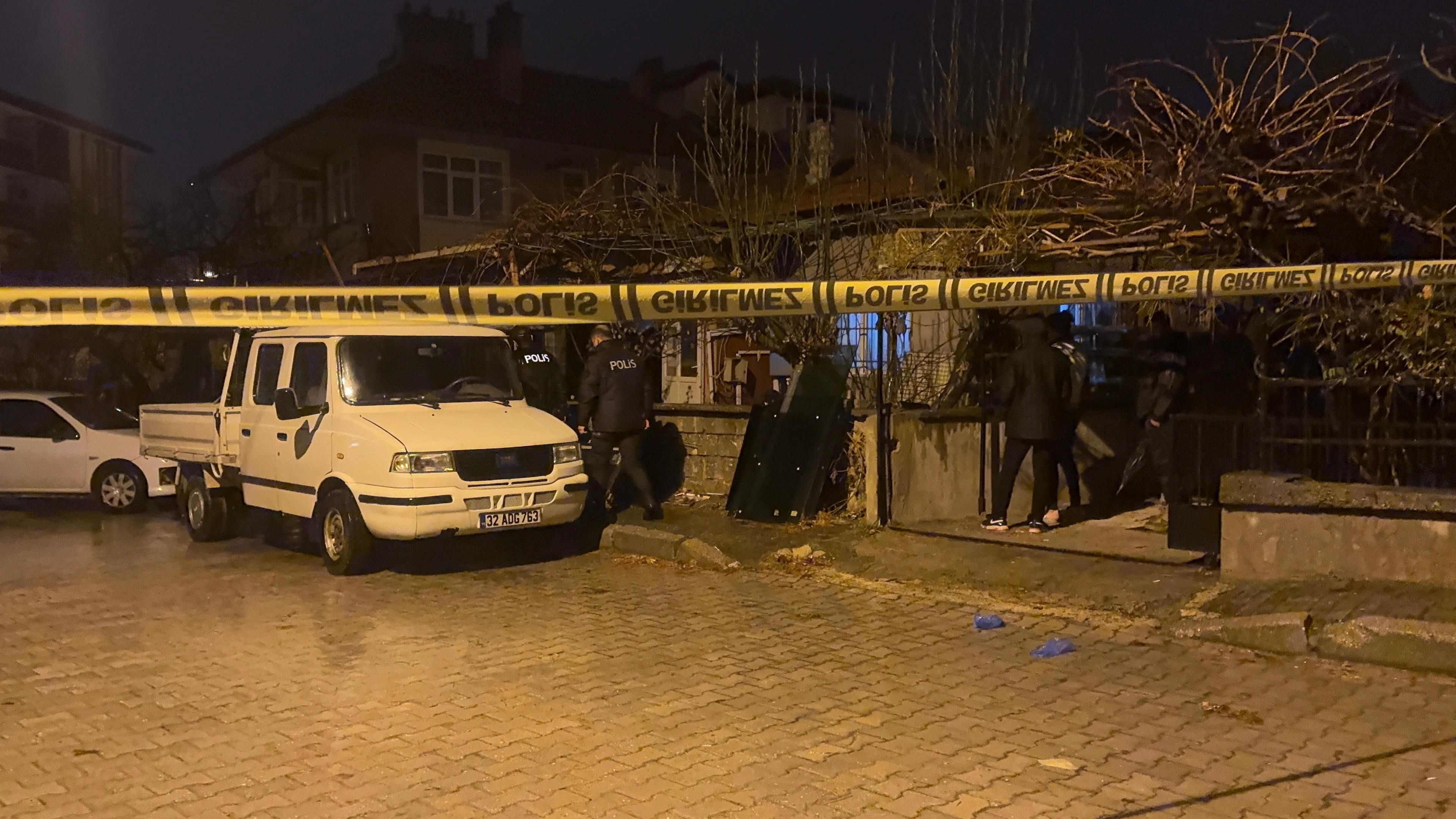 Isparta'da Doğal Gaz Kaçağı Ölümle Sonuçlandı: Baba Öldü, Eşi ve 2 Çocuğu Tedavi Altına Alındı