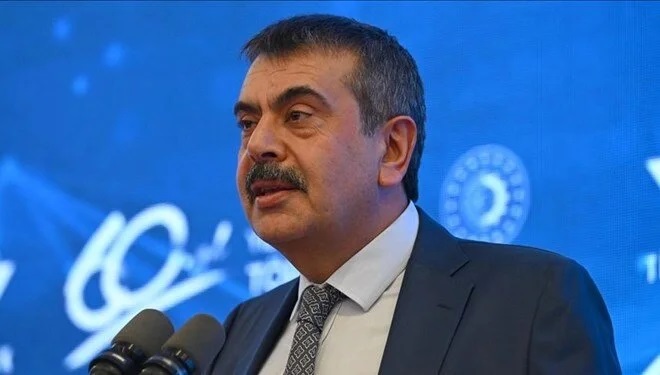 Bakan Tekin'den  Mülakat Tepkilerine Yanıt