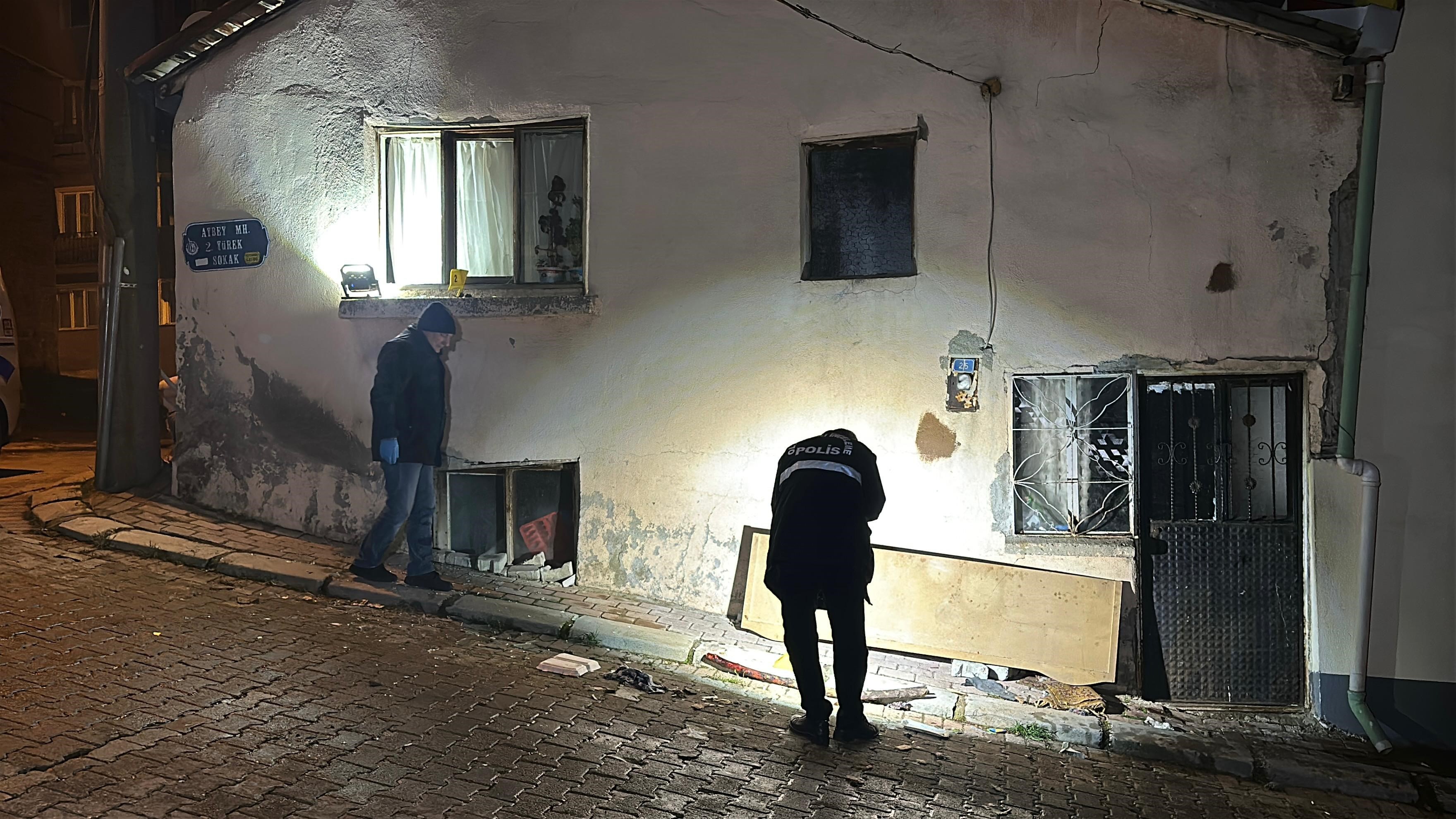 Oğlu Tarafından Darp Edilen  Baba Hayata Tutunamadı