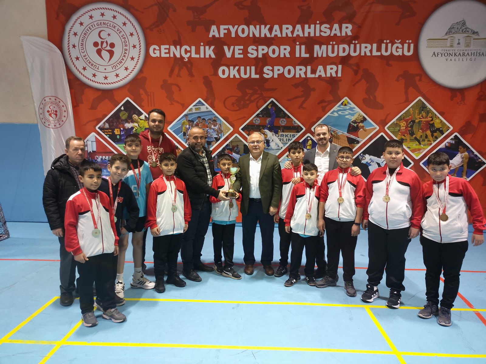 Okul Sporları Voleybol Küçük Erkek Müsabakaları Çiğiltepe Spor Salonu’nda Sonuçlandı
