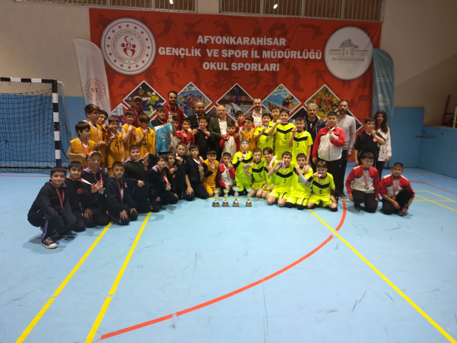 Okul Sporları Voleybol Küçük Erkek Müsabakaları Çiğiltepe Spor Salonu’nda Sonuçlandı