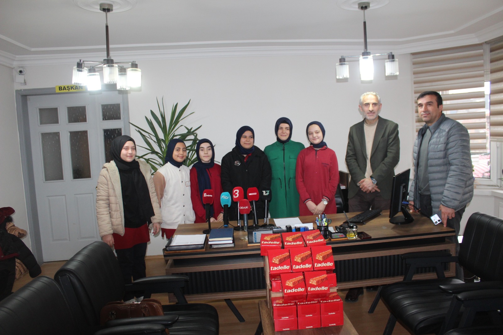 KADINANA ÖĞRENCİLERİNDEN YERLİ MALI DUYARLILIĞI: BAŞKAN GÖK, DUYARLILIKLARINI ÖDÜLLENDİRDİ!
