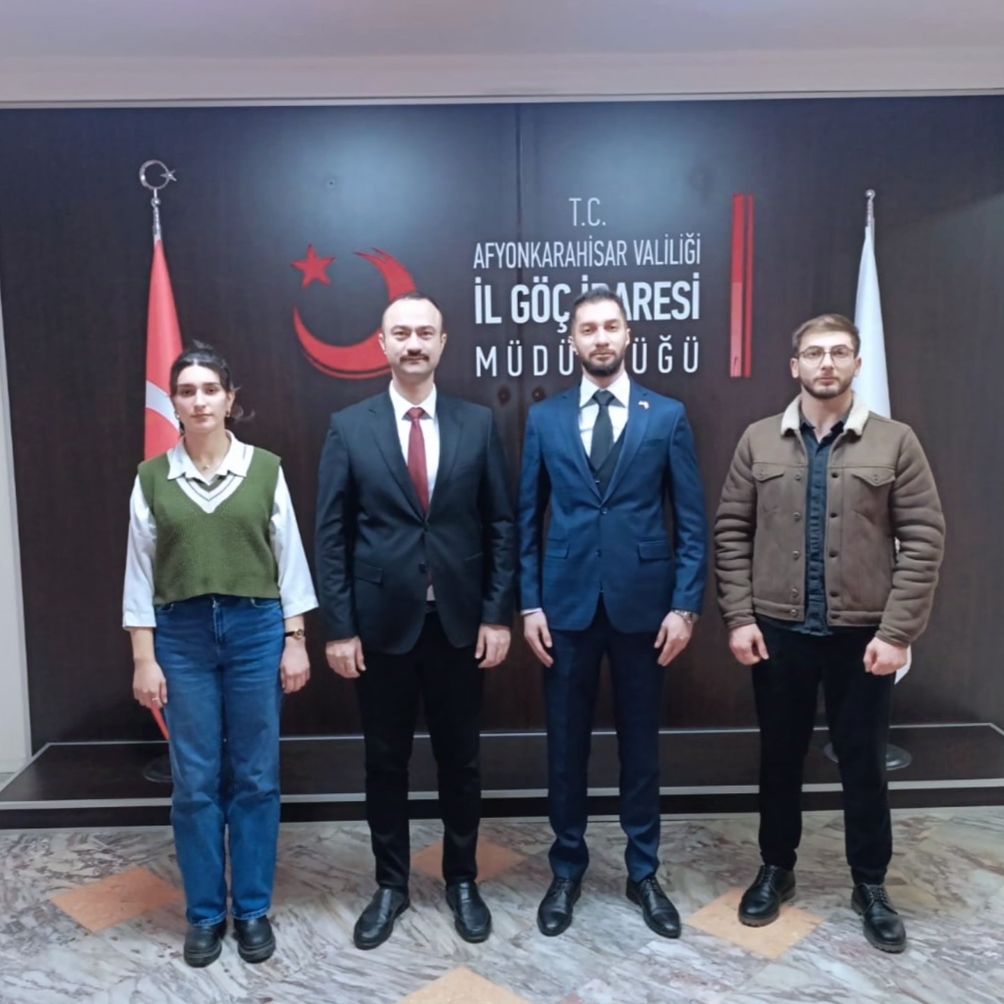 Azerbaycanlılar Derneği  Göç İdaresi’ni Ziyaret Etti