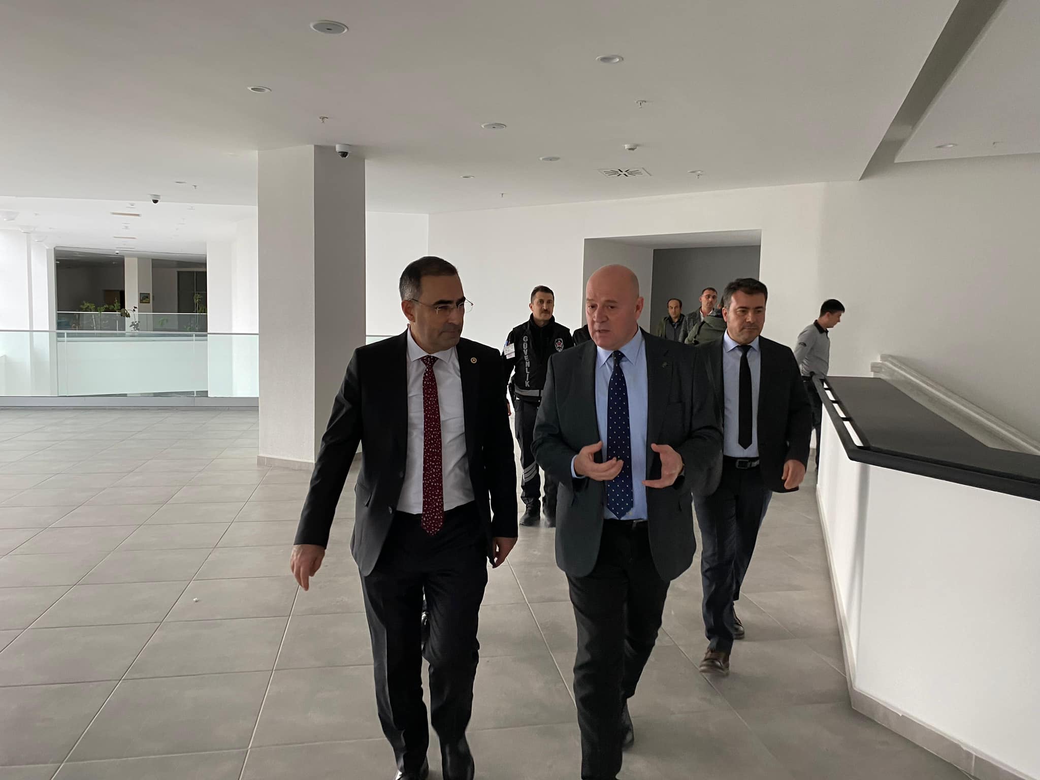 Vekil  Arslan’dan  Sanata ve Tarihe Tam Destek