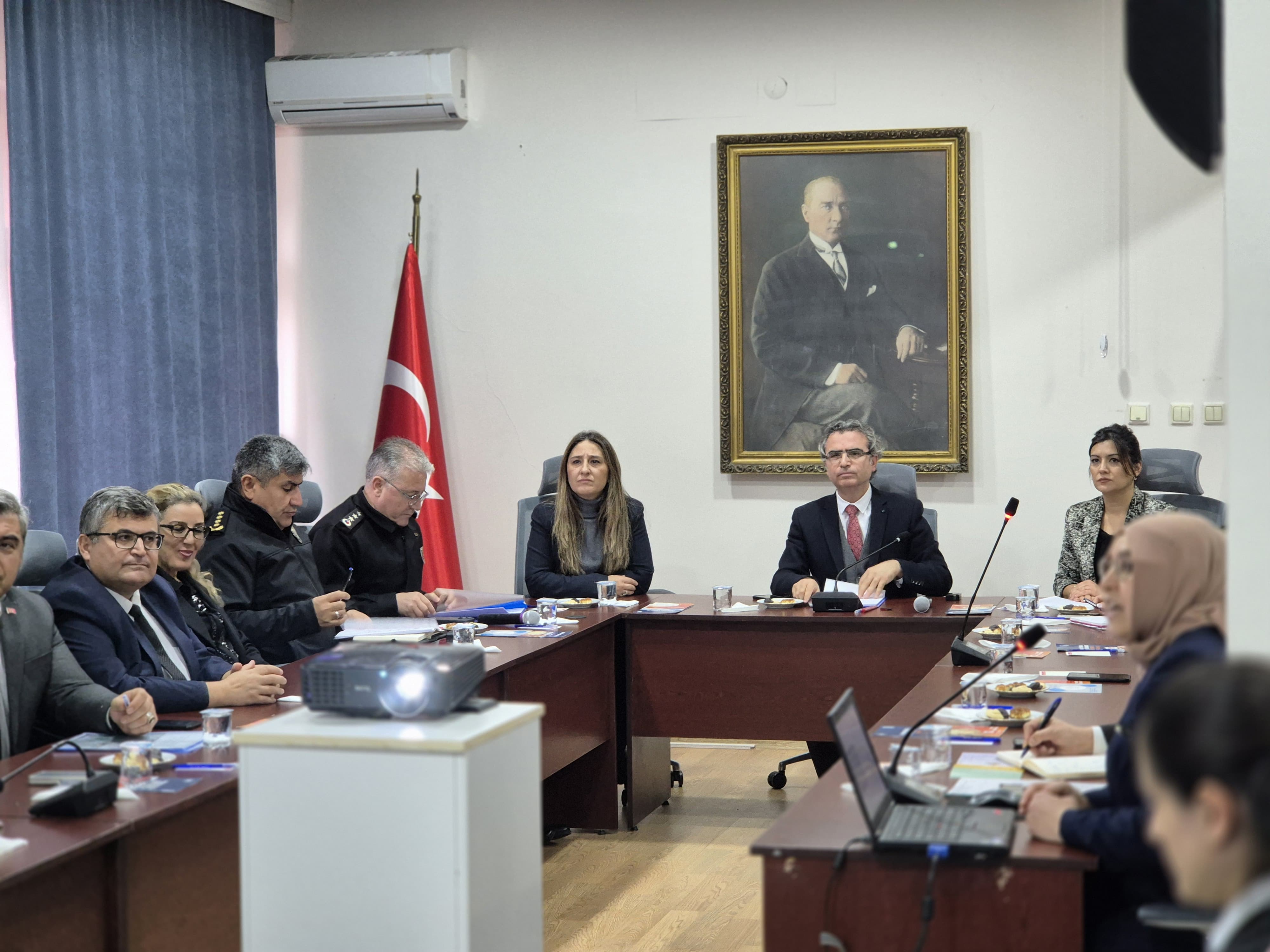 2024 Yılı Faaliyetleri ve Kurumlar Arası İşbirliği Görüşüldü: Afyonkarahisar’da Adli Destek ve Mağdur Hizmetleri Koordinasyon Toplantısı Düzenlendi