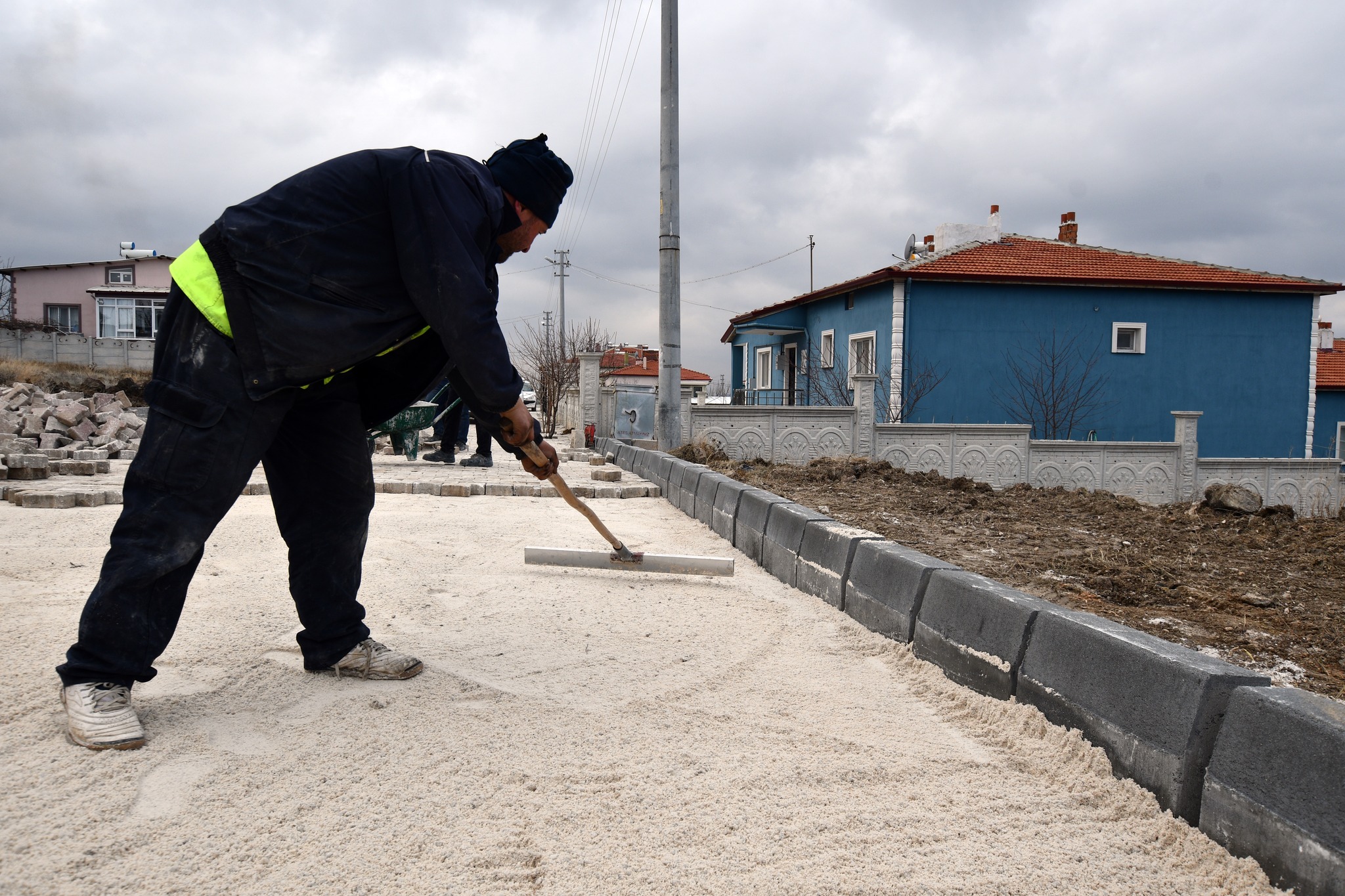 İscehisar’ın Çehresi Değişiyor  Ekipler Canla Başla Çalışıyor