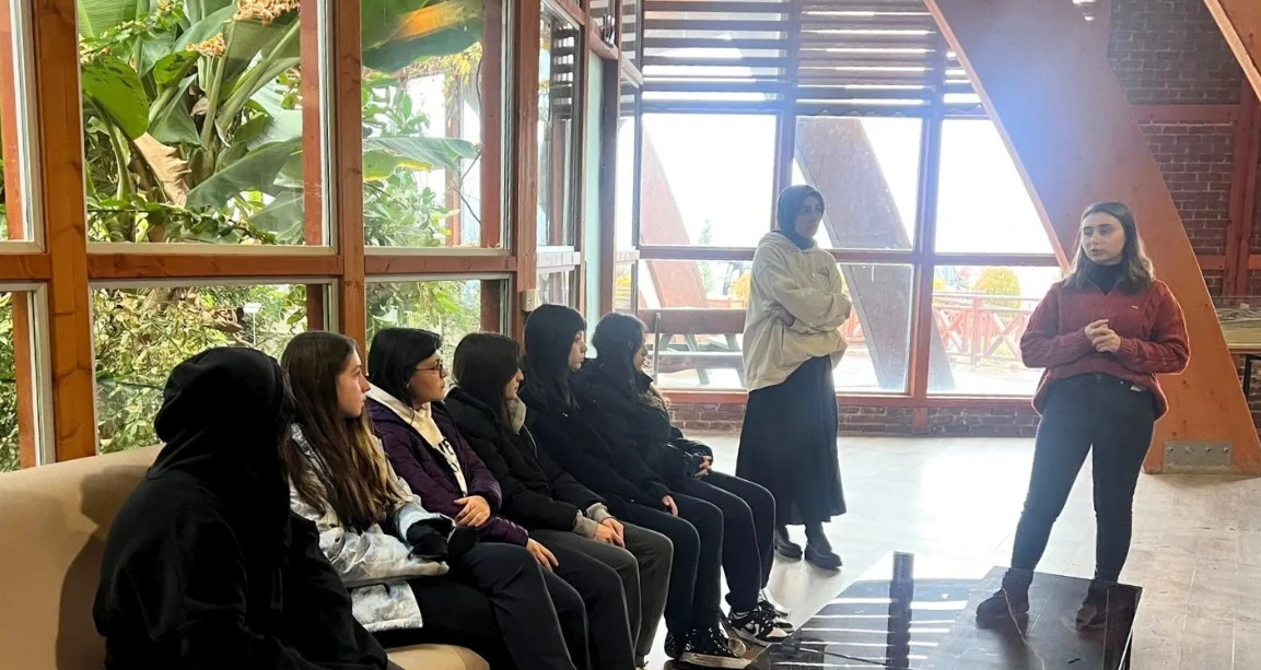 Hem Gezdiler Hem Öğrendiler  Girne Koleji’nden Anlamlı Ziyaret