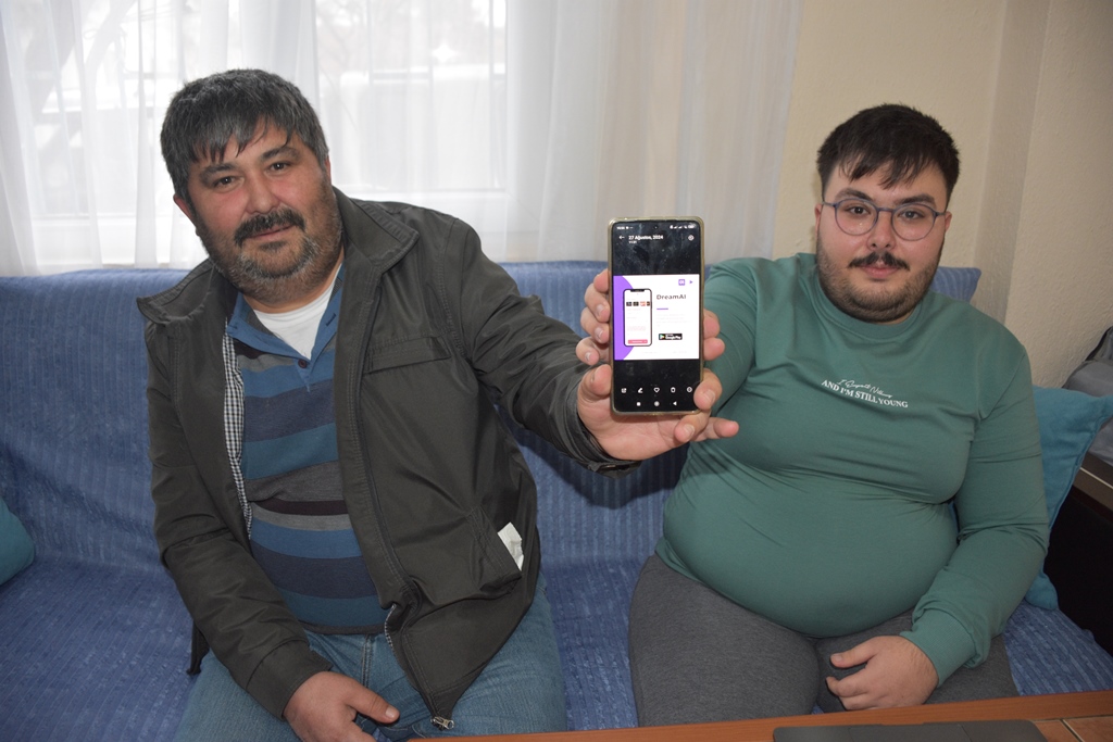 HAYATA YAZILIM KODLADI!  