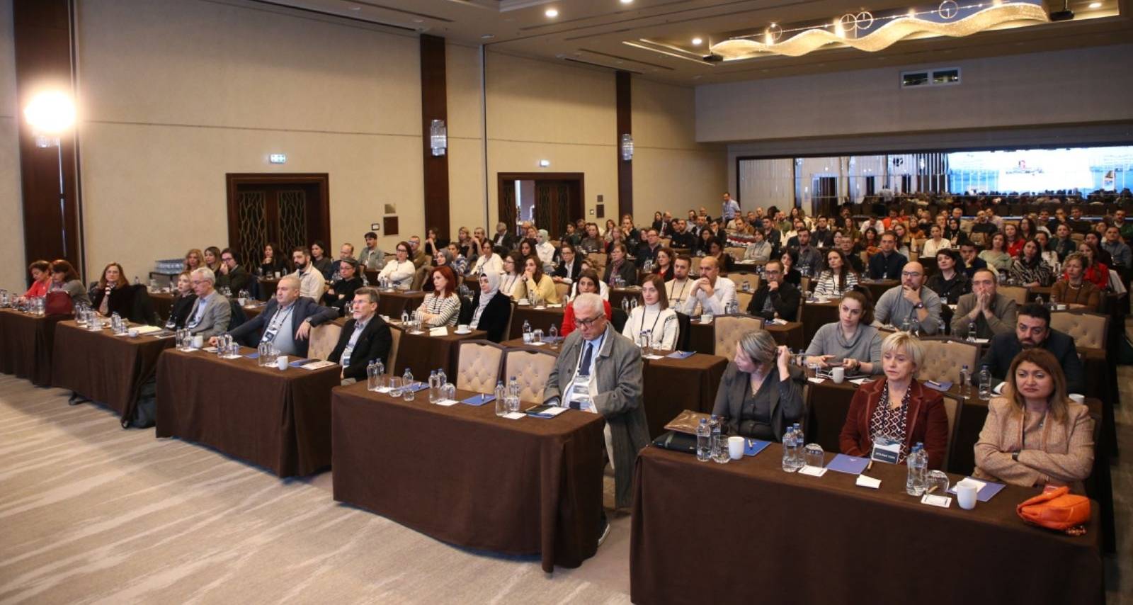 GENÇ YENİDOĞAN UZMANLARINI BULUŞTURAN SEMPOZYUM GERÇEKLEŞTİ