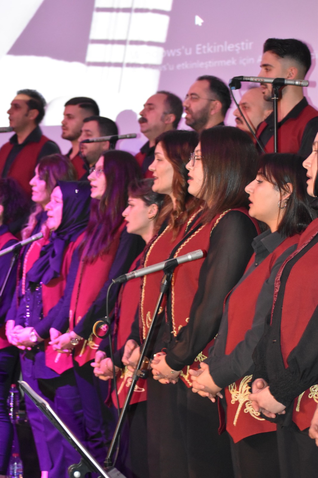 Afyonkarahisar’da Neşet Ertaş Konseri Büyük Beğeni Topladı