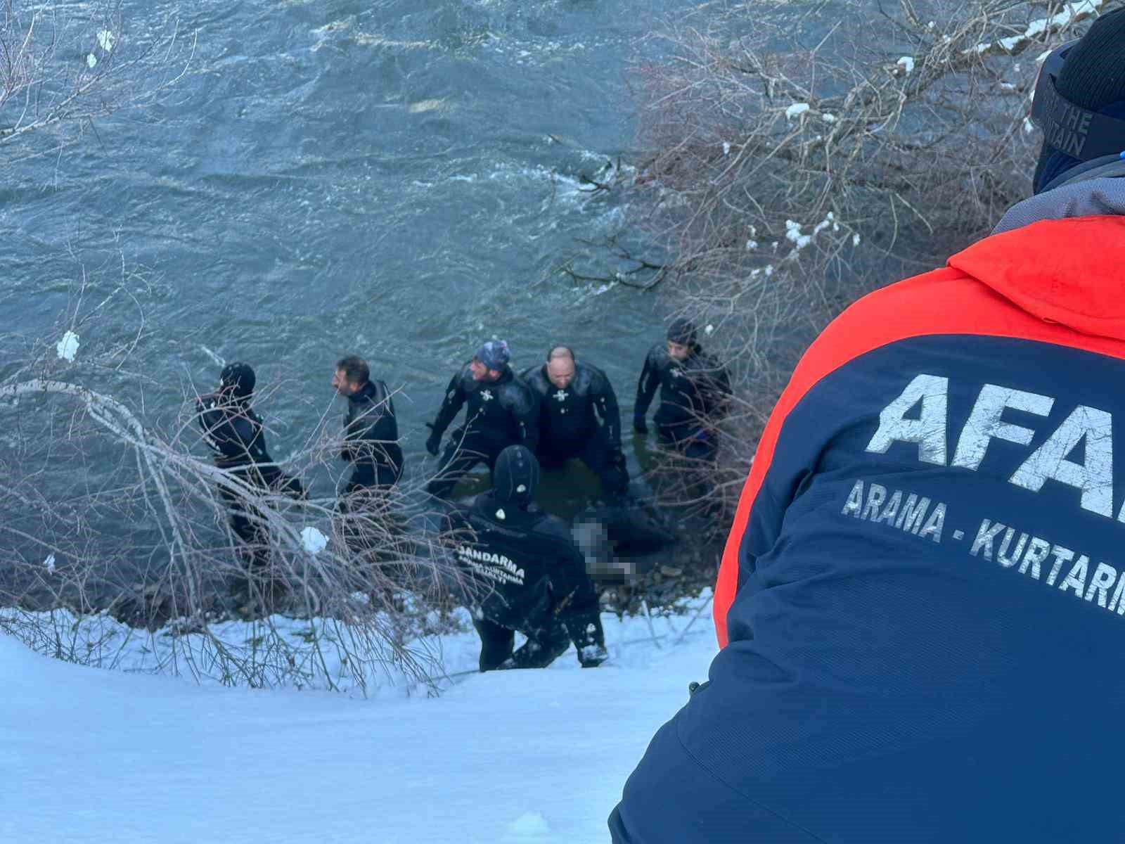 3 Gündür Kayıp Olan Öğretmenin Cansız Bedenine Ulaşıldı