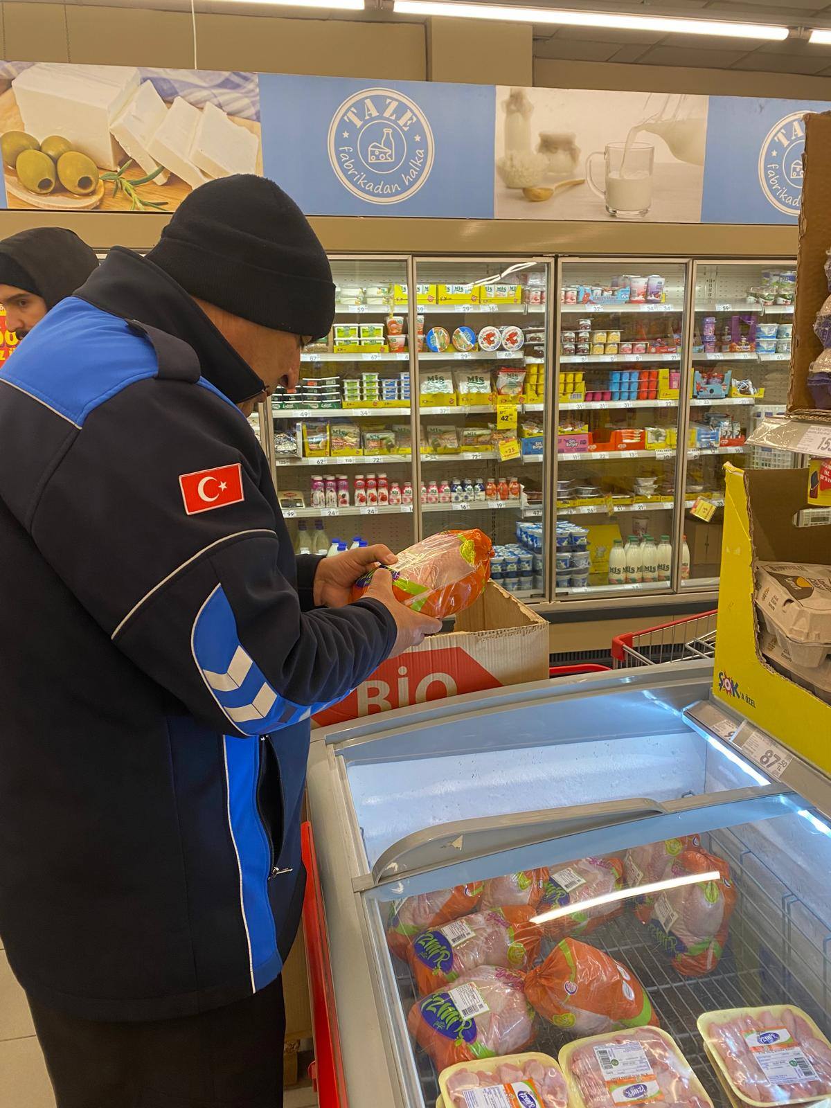 Emirdağ Belediyesi, Yeniyıl Öncesi Market Denetimlerine Devam Ediyor