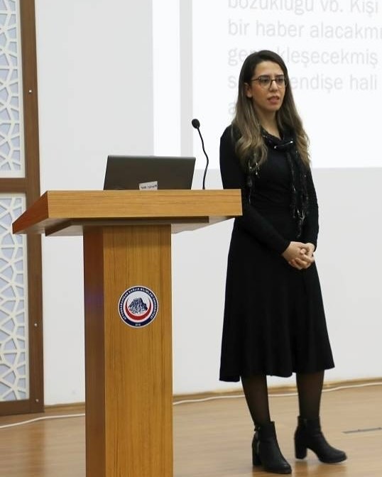 AFSÜ’DE, KAYGIYLA BAŞA ÇIKMA YOLLARI EĞİTİMİ