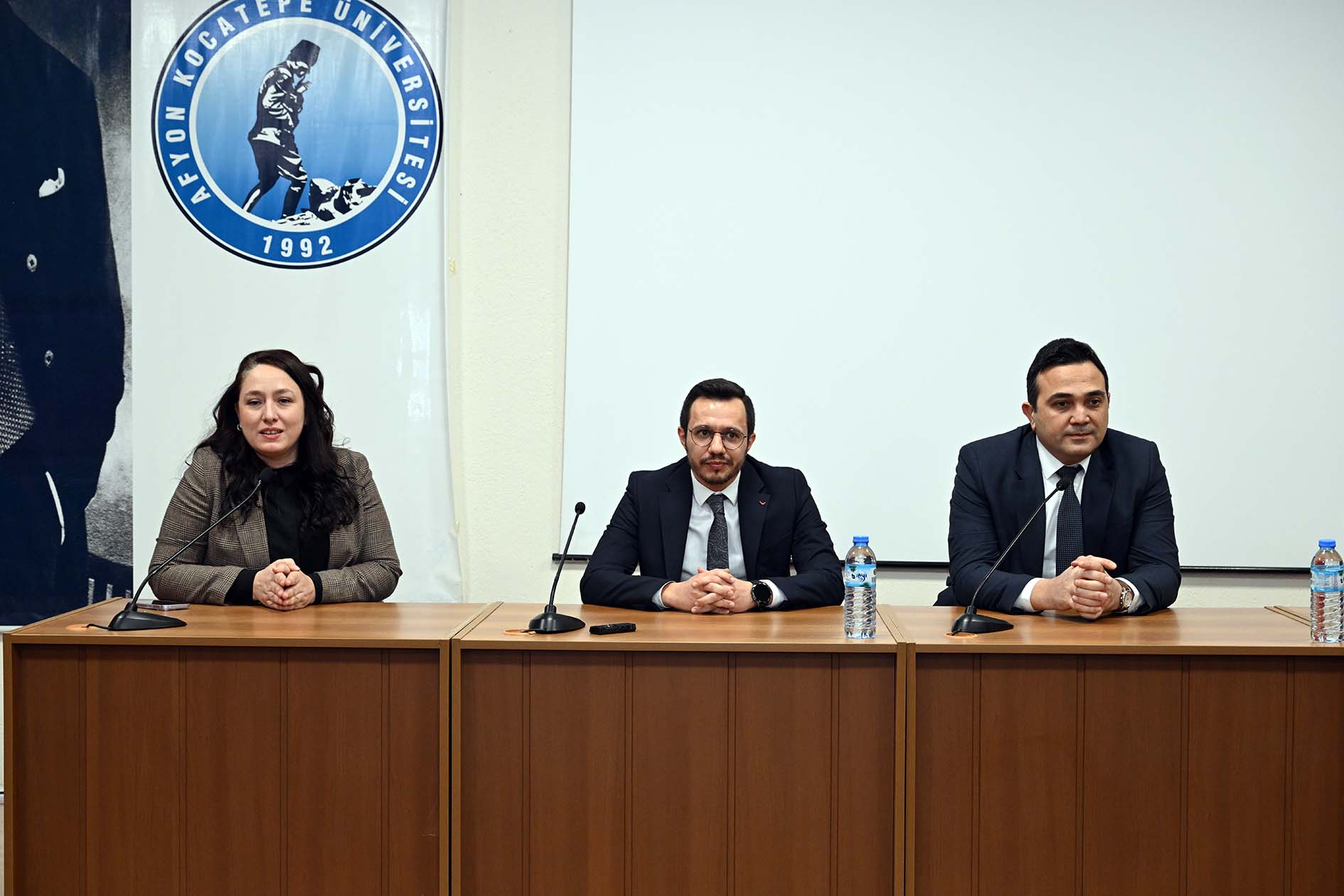 AKÜ’DE KARİYER SÖYLEŞİLERİ DEVAM EDİYOR