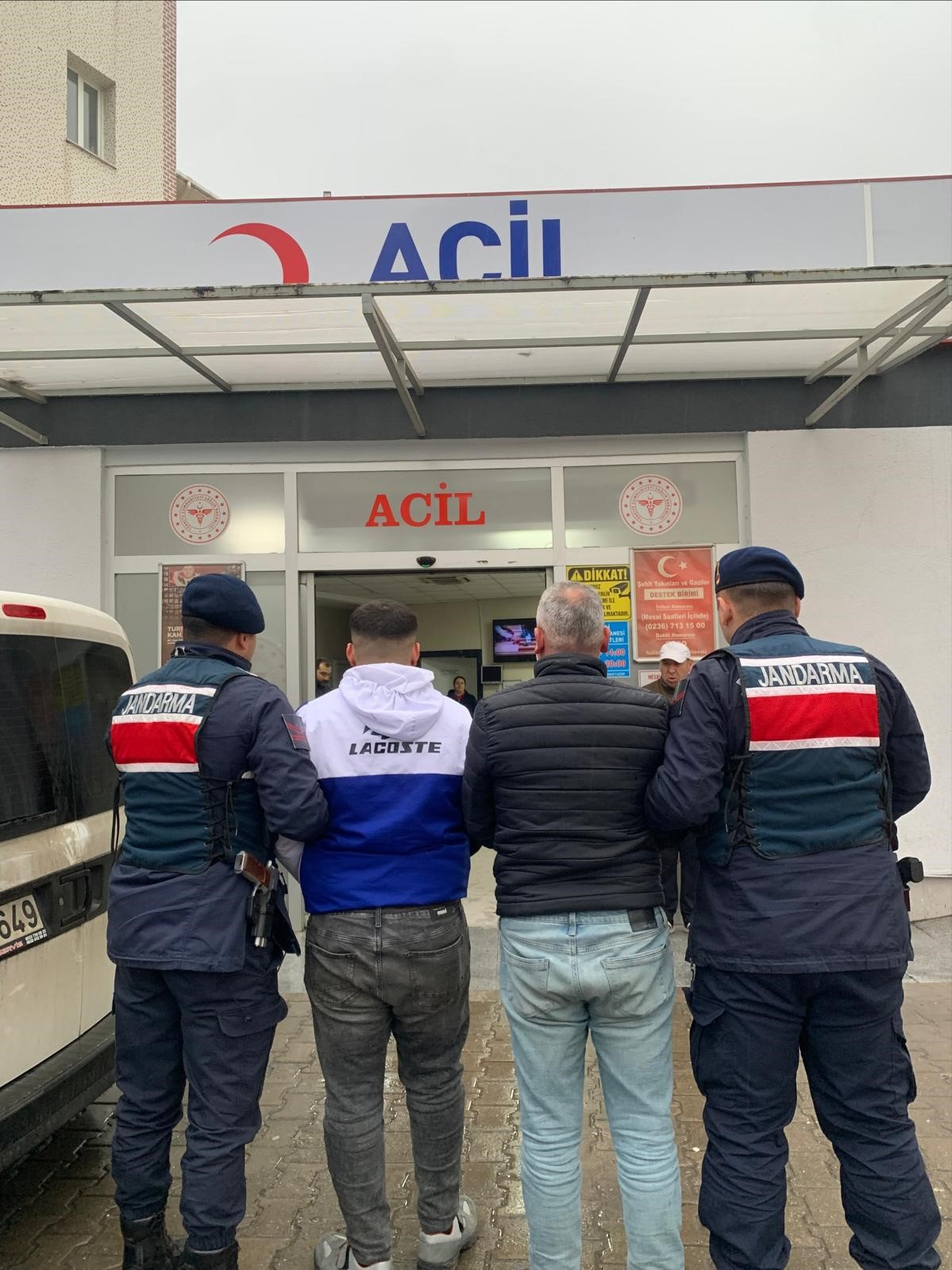 Manisa’da 2 Şüpheliden, 54 Sentetik Hap Çıktı