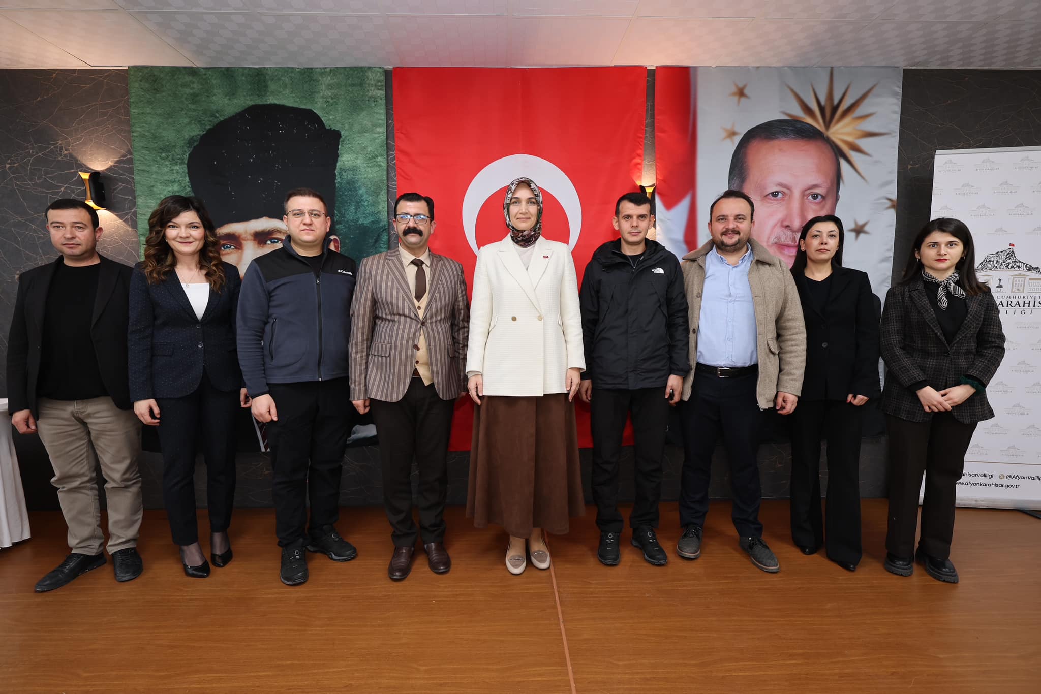 Vali Yiğitbaşı Valilik Personeli İle Bir Araya Geldi
