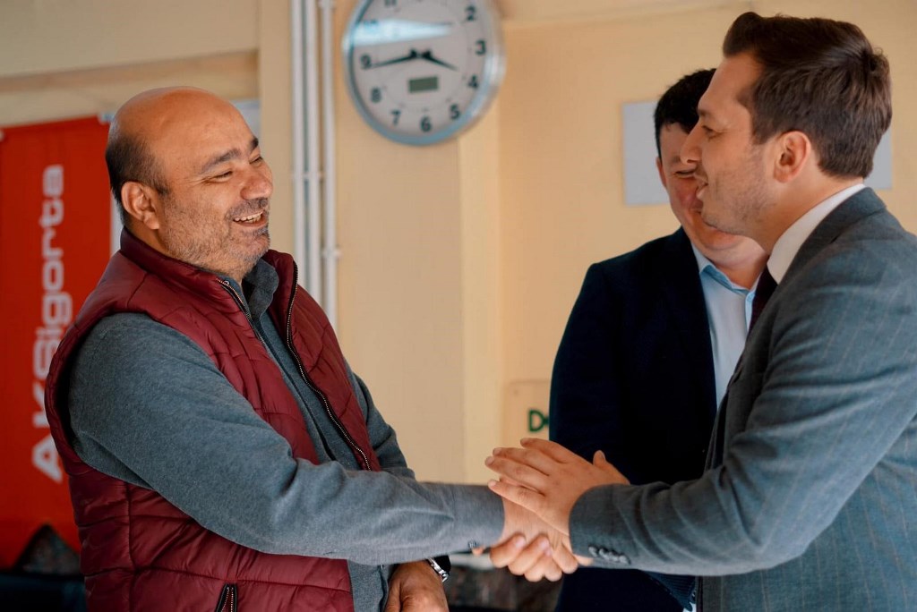 "YENİ YIL, TOPLUMSAL KUCAKLAŞMAYA VE AHLAKLI SİYASETE VESİLE OLSUN"