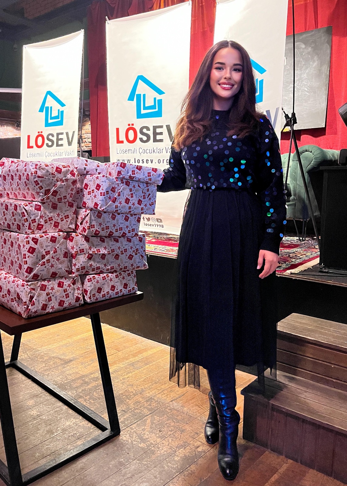 LÖSEV'den Yeni Yıla Umut Projesi: "Dilek Topla Benim İçin"
