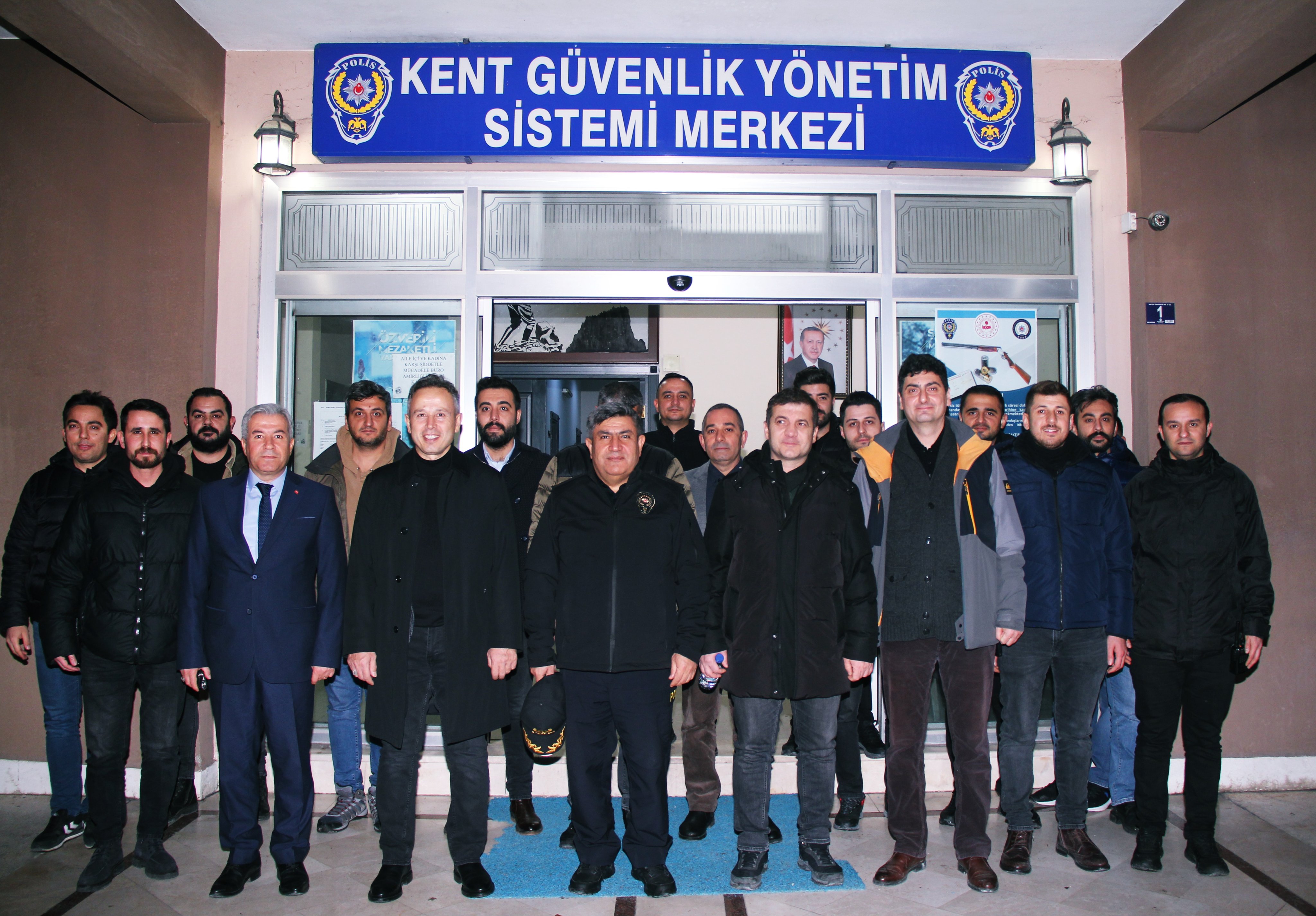 Emniyet Müdürü Ay, Yılbaşı Denetimlerini Sahada Takip Etti