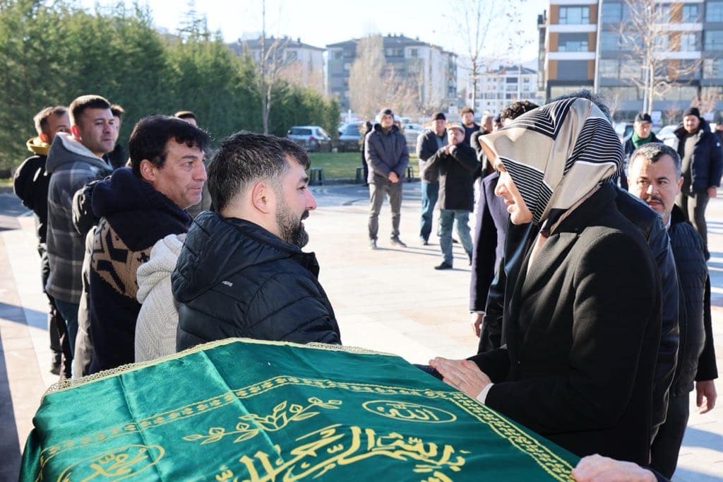 Devlet Ana Kılıçsal Ailesini Acılı Günlerinde Yalnız Bırakmadı