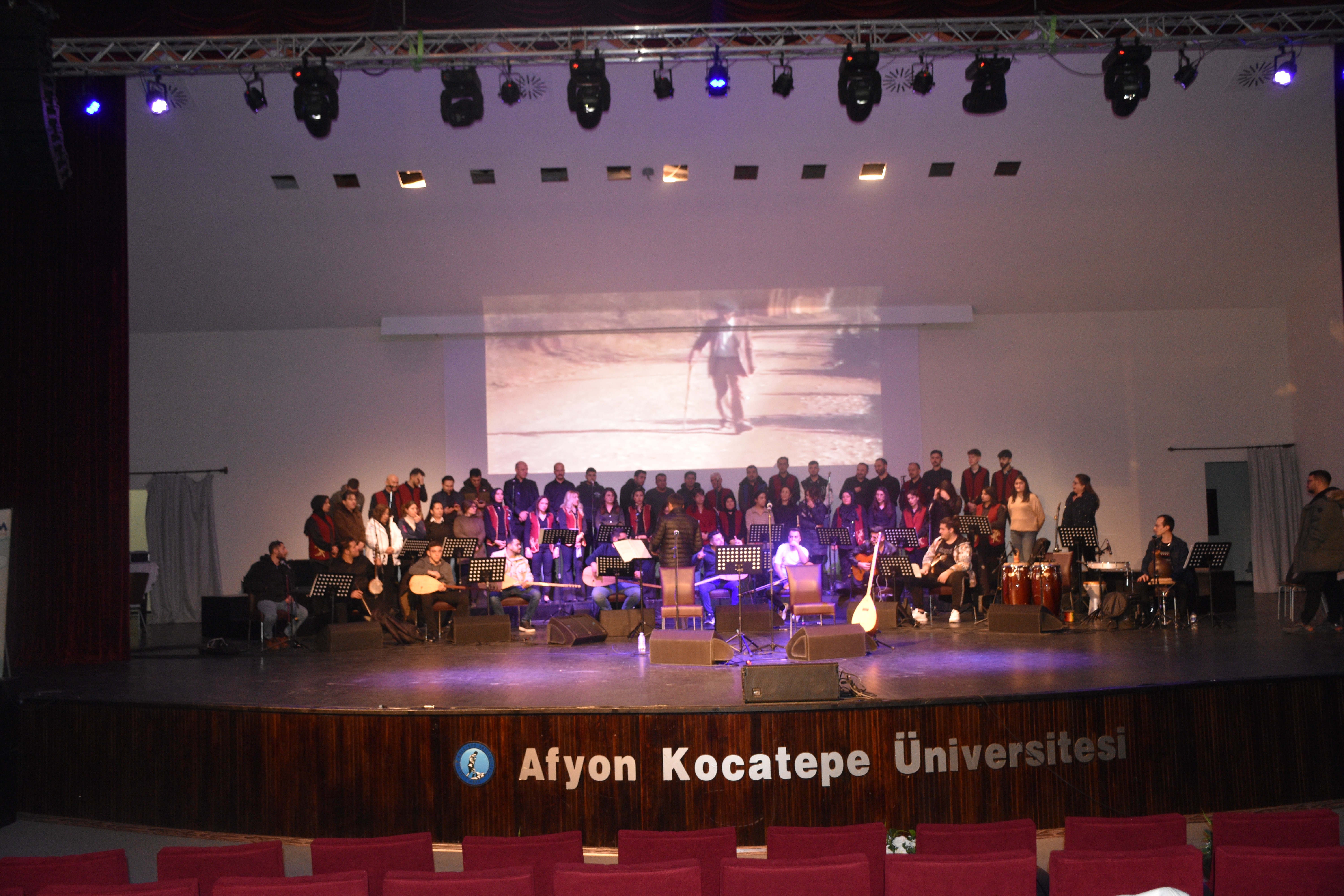27 Yıllık Hayat Arkadaşıyla 5 Yıldır Hem Hayatı Hem De Sahneyi Sevgiyle Paylaşıyorlar