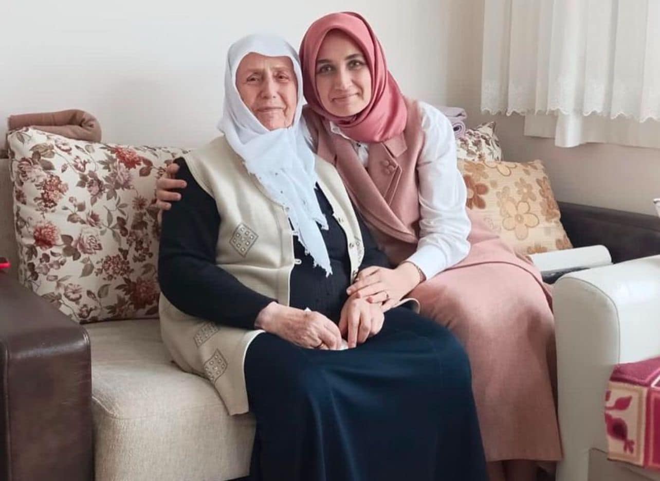 Vali Yiğitbaşı’nın Acı Kaybı  Babaanne Gürhan Hayatını Kaybetti