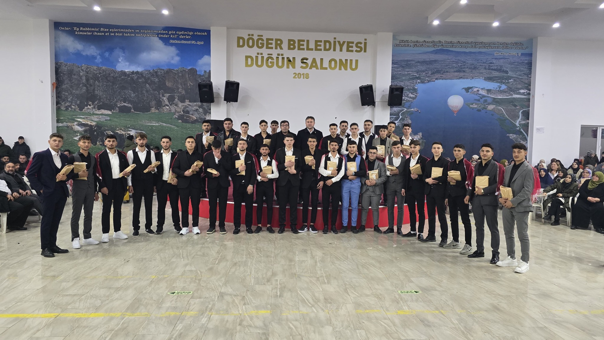 Başkan Ersoy Döğerli Gençleri  Peygamber Ocağına Uğurladı