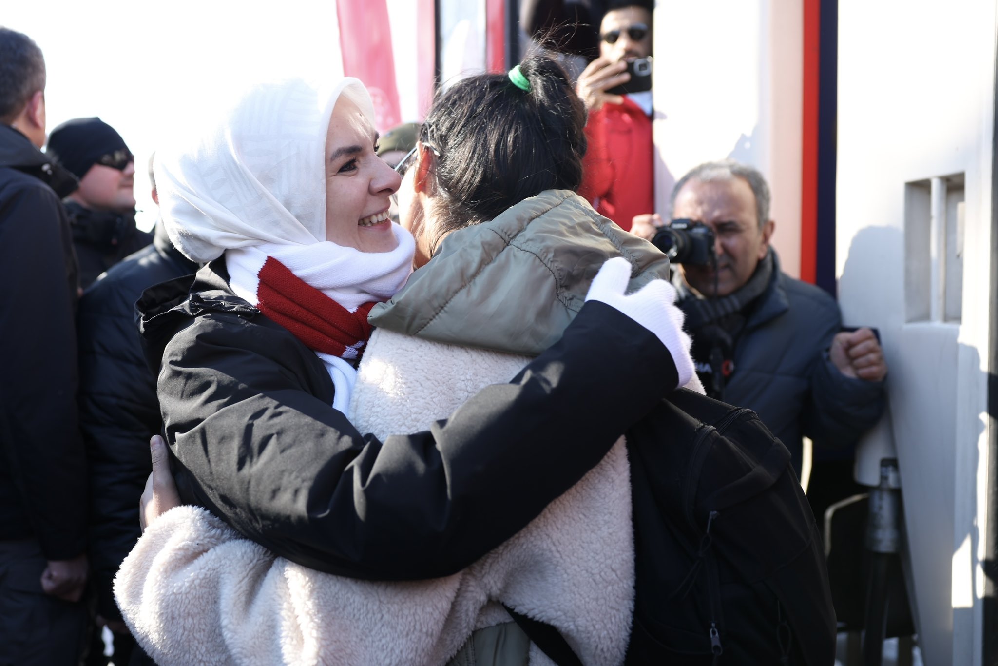 Bakan Göktaş  Gençleri Sarıkamış’ta Karşıladı
