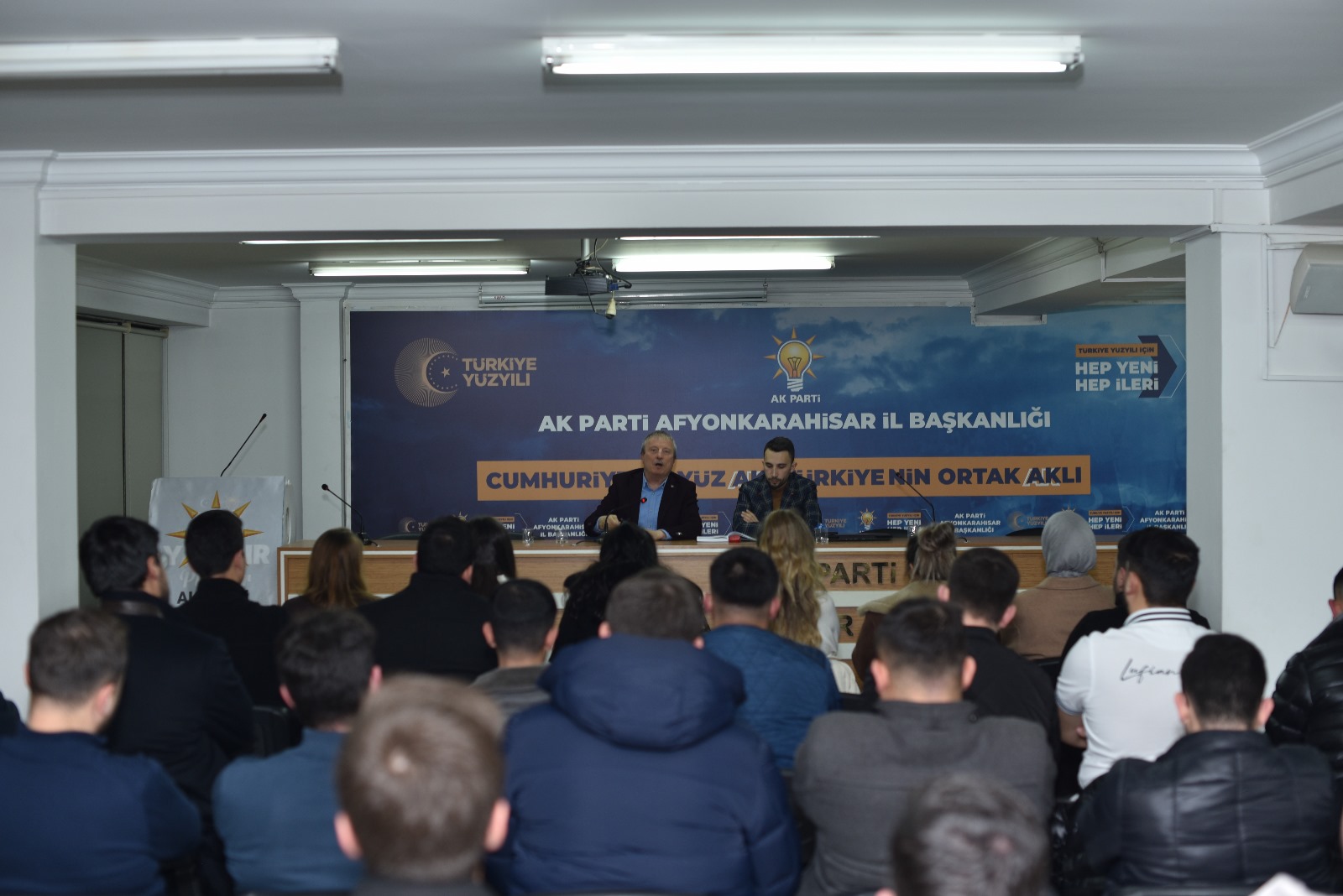 AK Gençliğin Lideri İntepe Davası için Güçlü Projeler Üretiyor