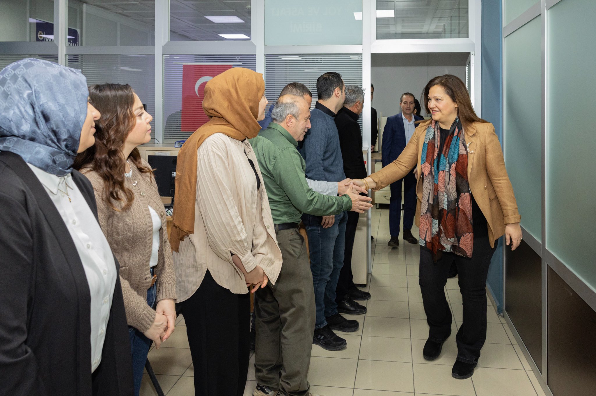 Başkan Köksal  Personeline Değer Katmaya Devam Ediyor