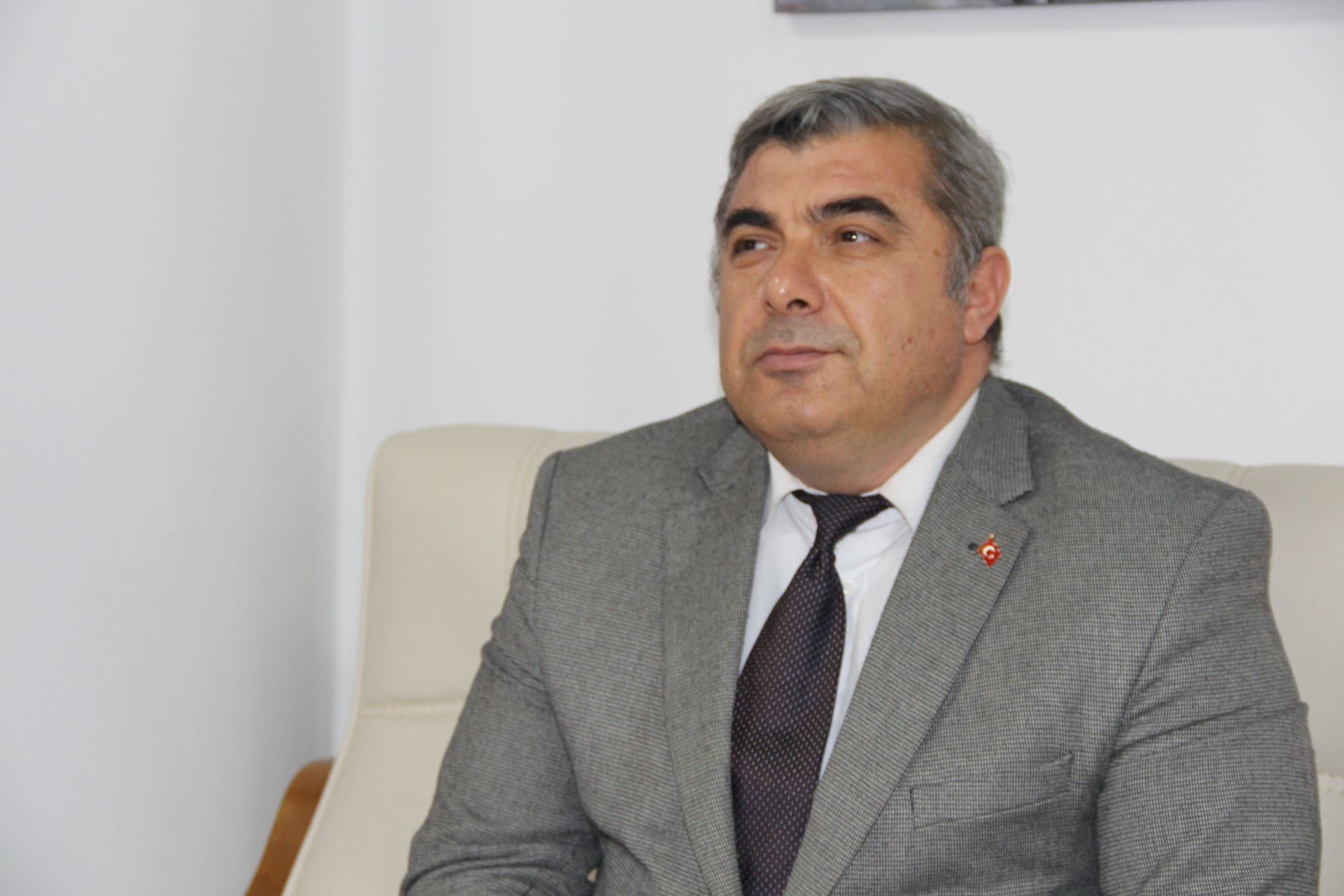 "AFYONKARAHİSAR'I EĞİTİMDE ZİRVEYE TAŞIYACAĞIZ"