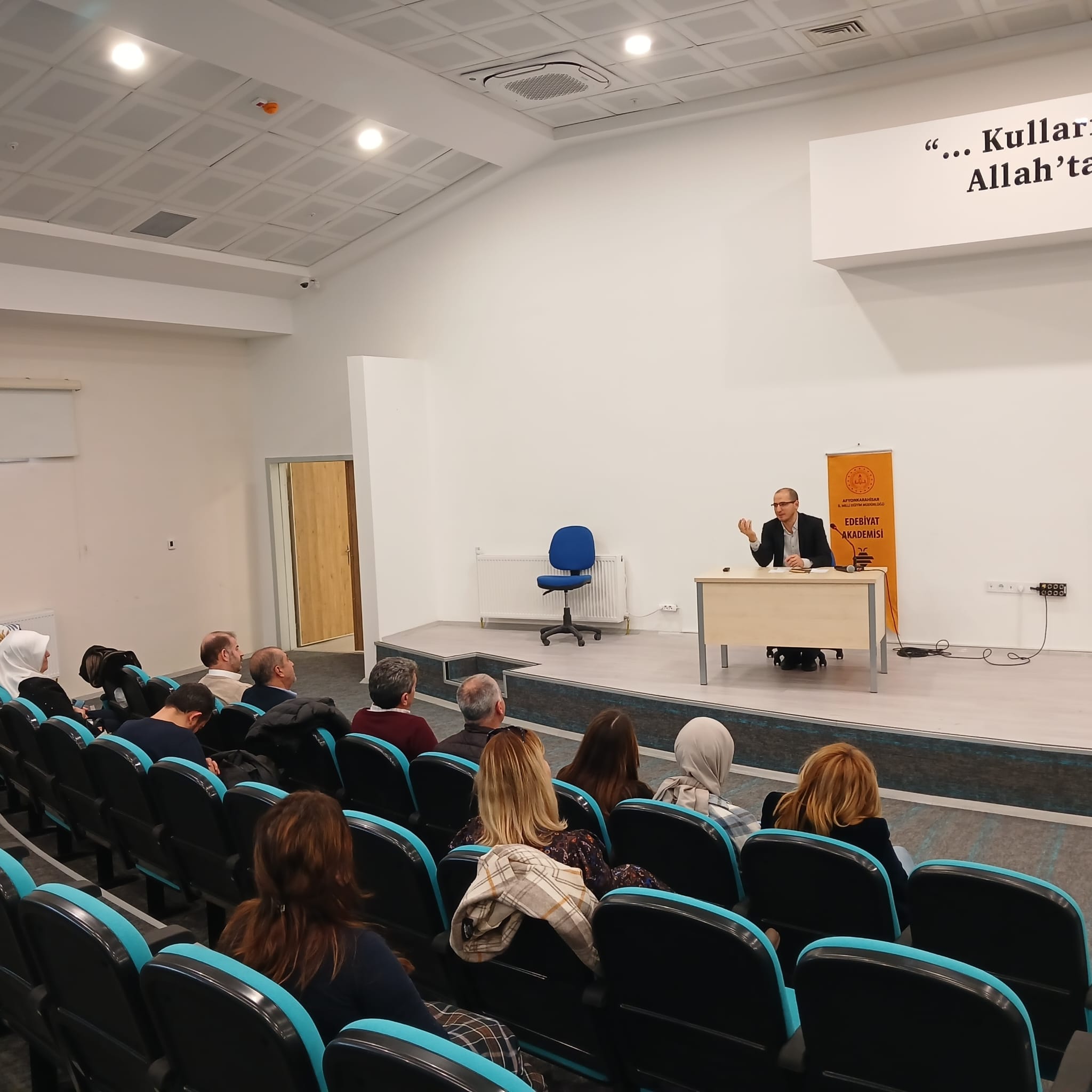 Edebiyat Akademisi’nde  “Tasavvuf Edebiyatı” Konuşuldu