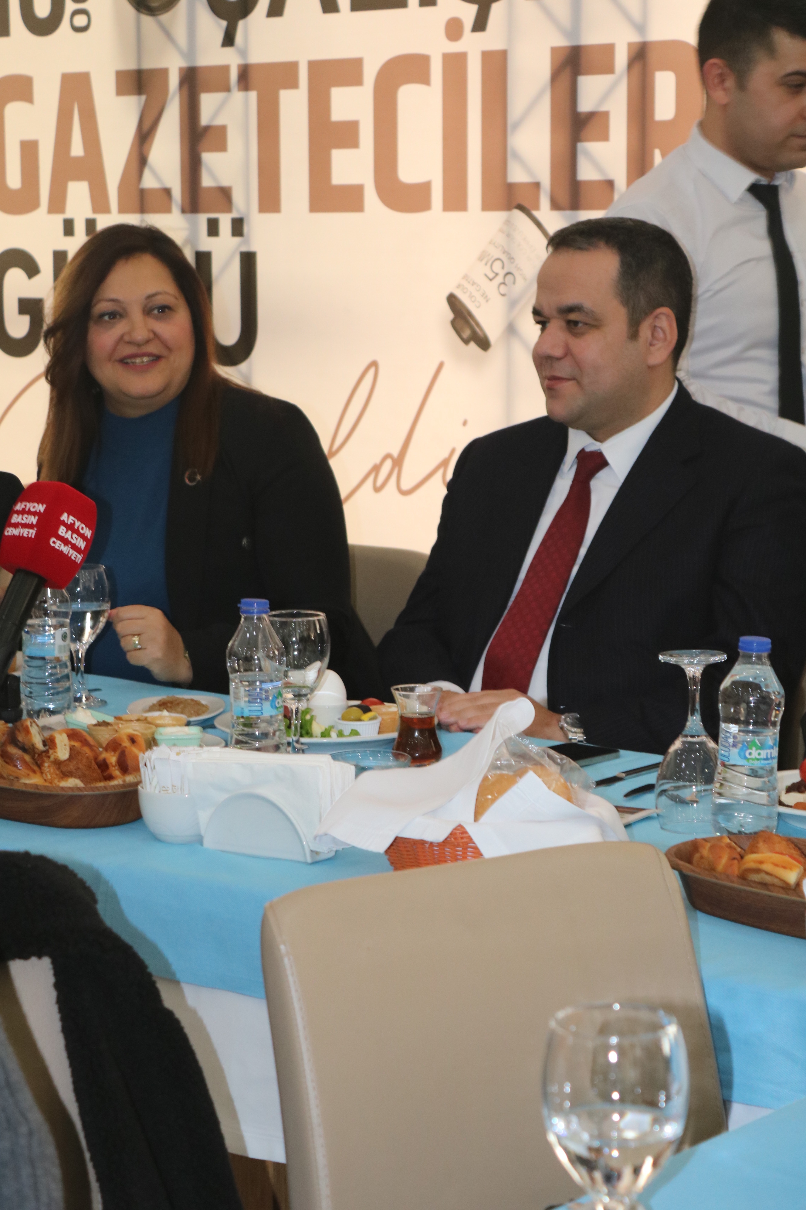 BAŞKAN KÖKSAL, BASIN EMEKÇİLERİNE EV SAHİPLİĞİ YAPTI "BASIN ÖZGÜRLÜĞÜNE MÜDAHALE KABUL EDİLEMEZ"