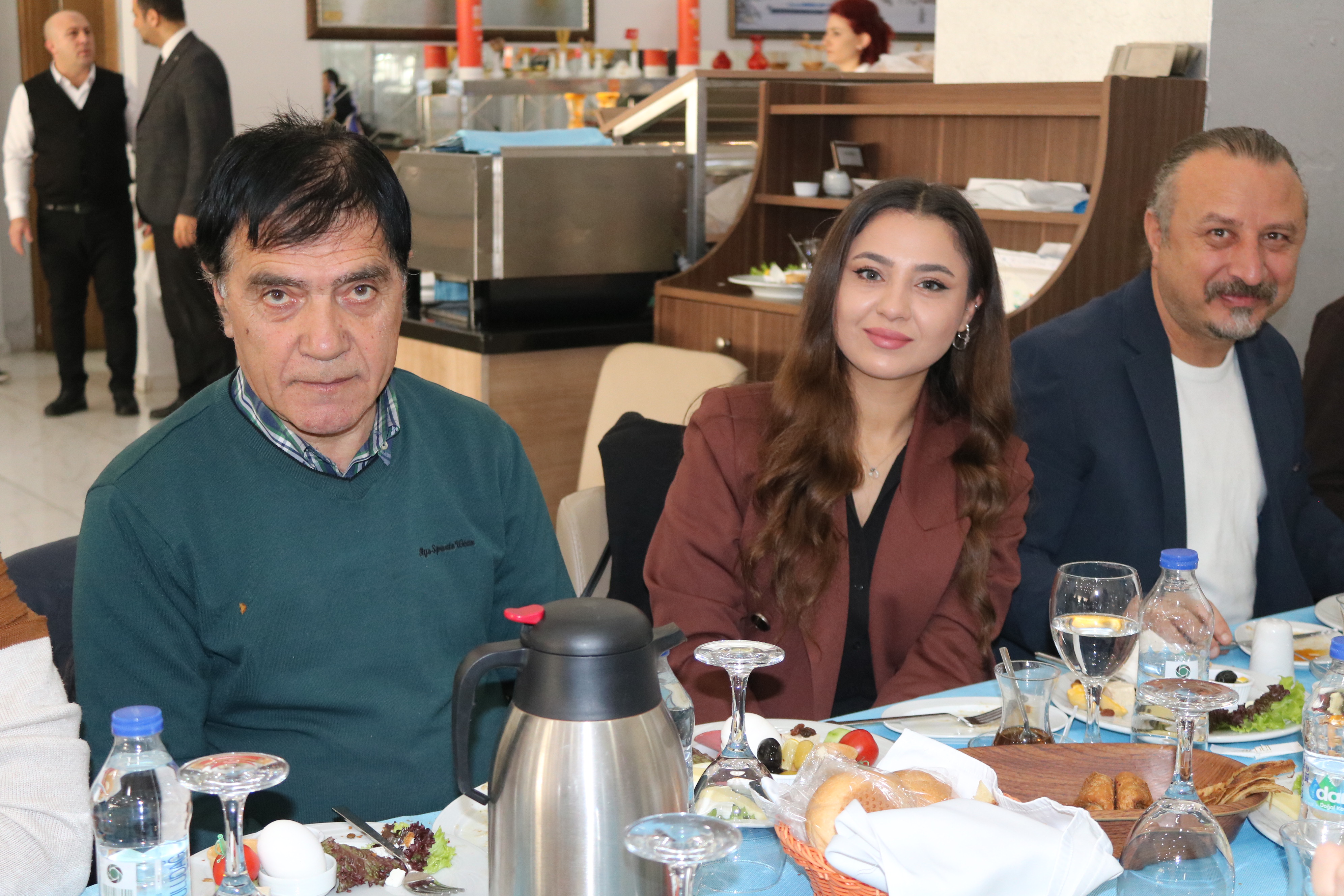 BAŞKAN KÖKSAL, BASIN EMEKÇİLERİNE EV SAHİPLİĞİ YAPTI "BASIN ÖZGÜRLÜĞÜNE MÜDAHALE KABUL EDİLEMEZ"