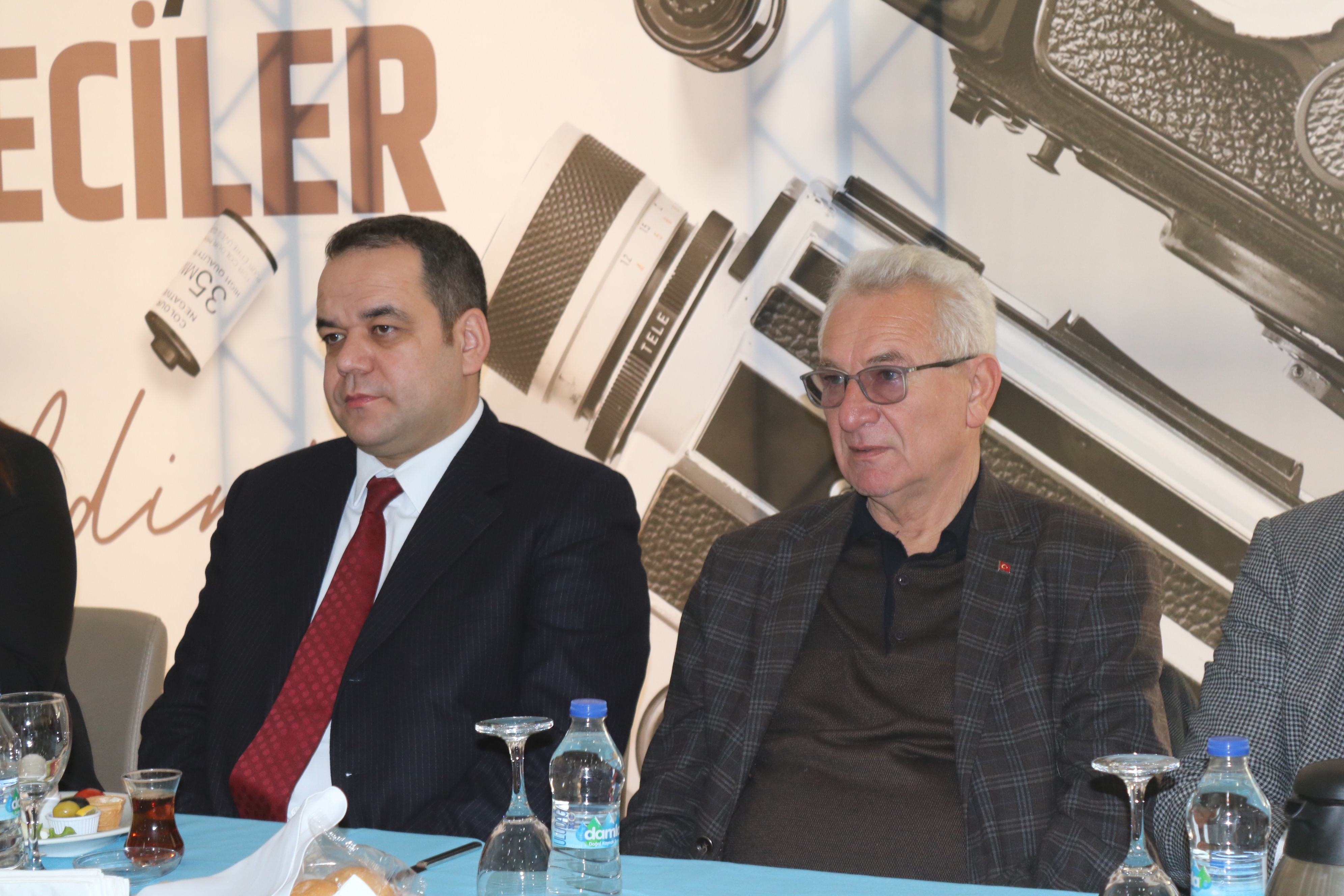 BAŞKAN KÖKSAL, BASIN EMEKÇİLERİNE EV SAHİPLİĞİ YAPTI "BASIN ÖZGÜRLÜĞÜNE MÜDAHALE KABUL EDİLEMEZ"