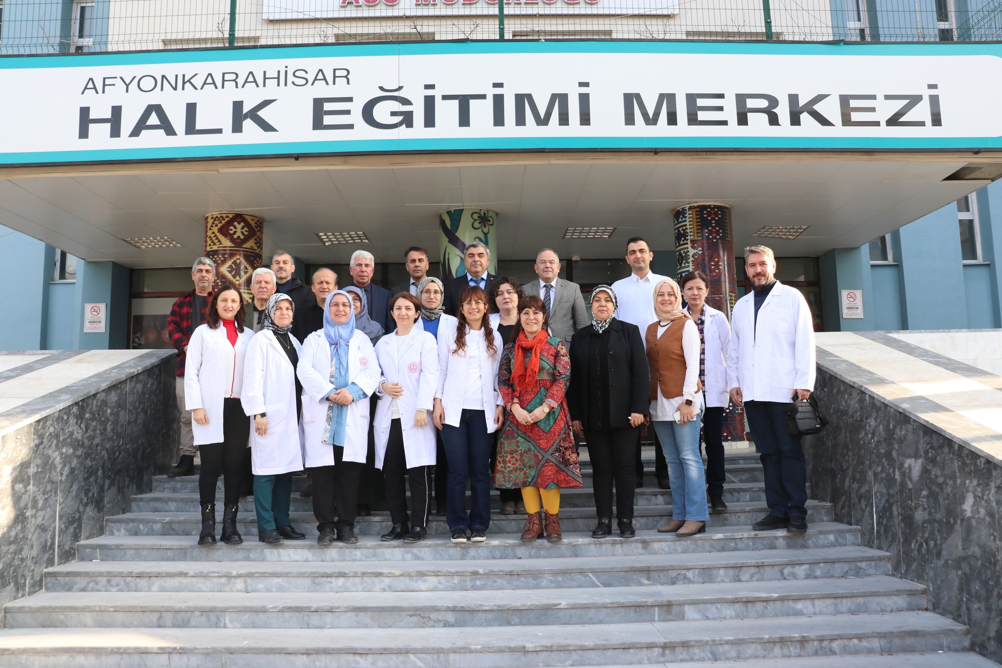 Eğitim Onun Kırmızı Çizgisi Öğretmen Neredeyse Müdür Sünnetci Orada