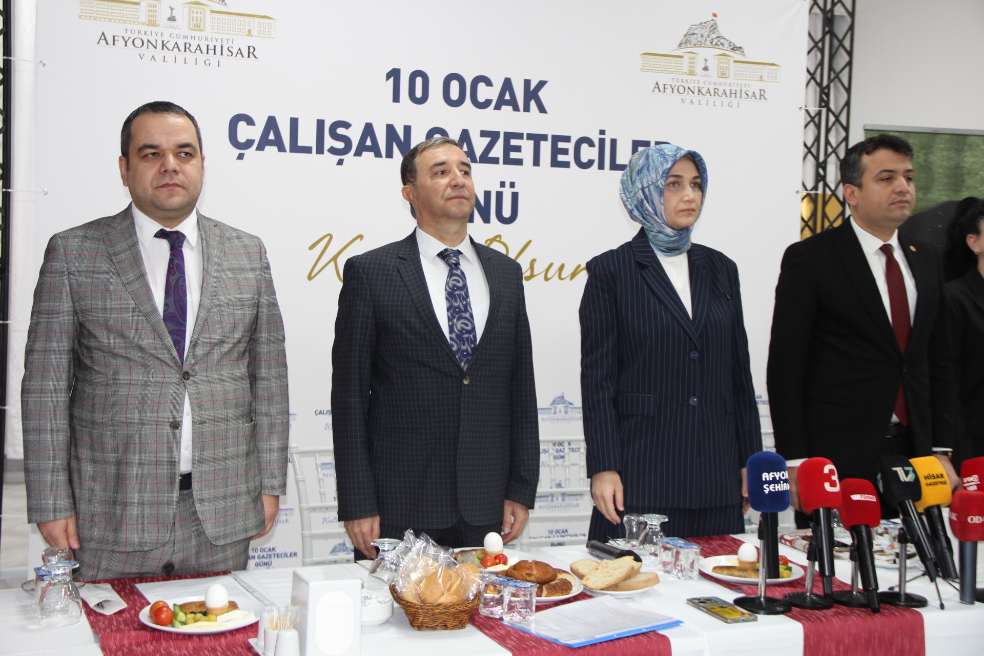 VALİ YİĞİTBAŞI "GAZETECİLERİMİZ, ŞEHRİMİZİN GÖRÜNÜRLÜĞÜNÜ ARTIRIYOR"