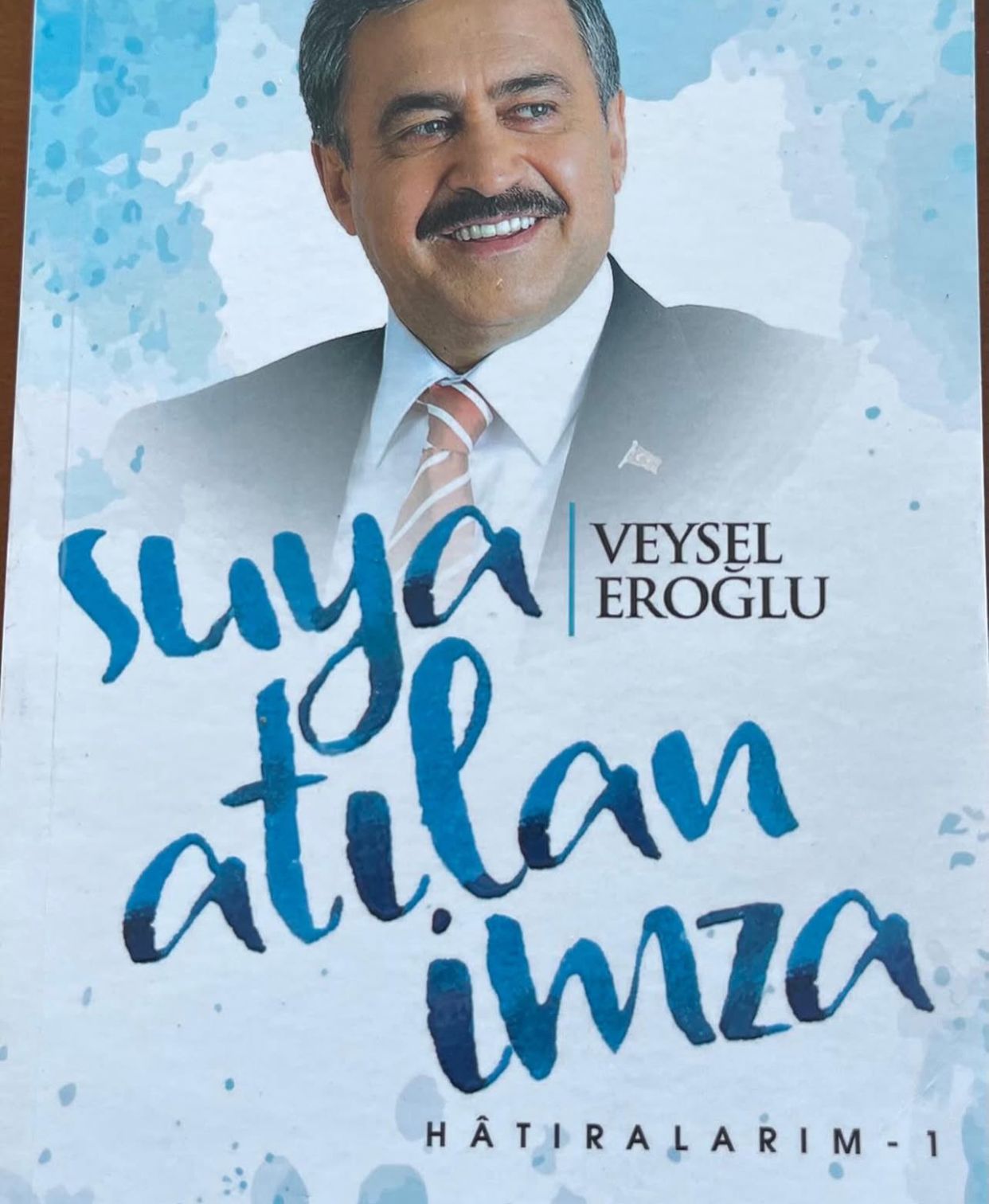 Türk Siyasetinin Efsanesi  Eroğlu’ndan Üçüncü Kitap Geldi