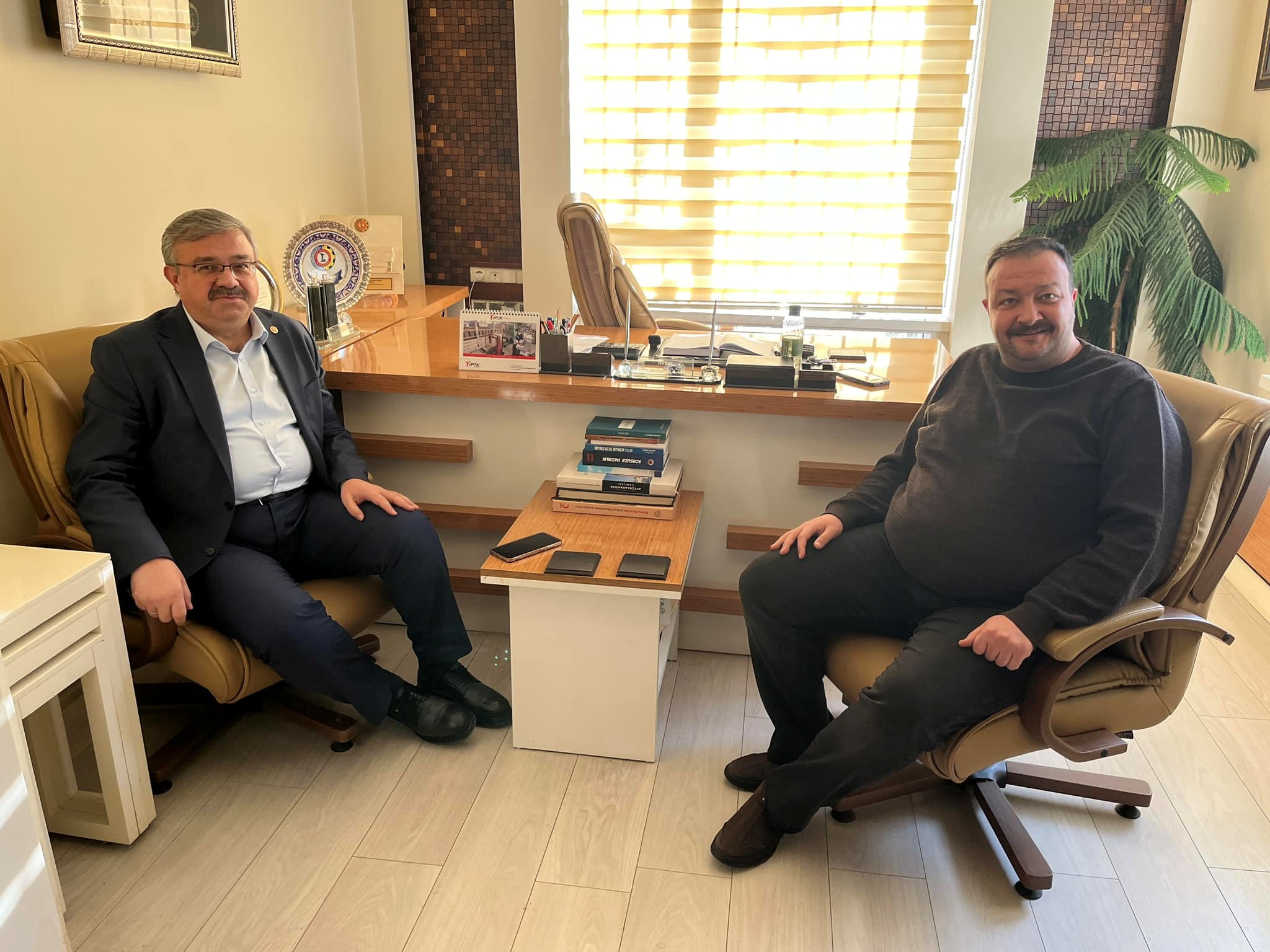 Milletvekili Yurdunuseven’den Açıkgözoğlu Ailesine Taziye Ziyareti
