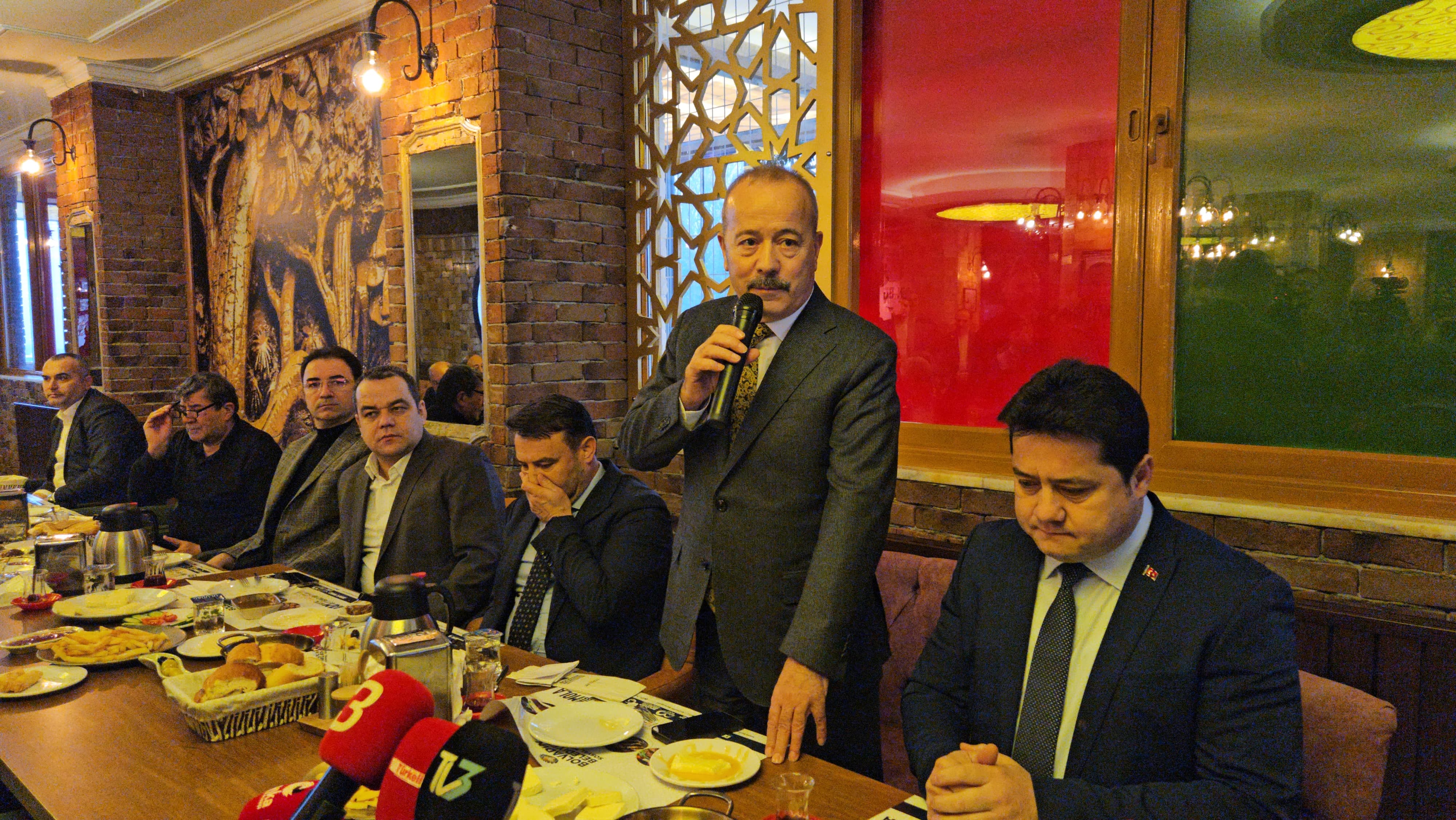 MHP Teşkilatı, 10 Ocak Çalışan Gazeteciler Günü'nde Basınla Bir Araya Geldi