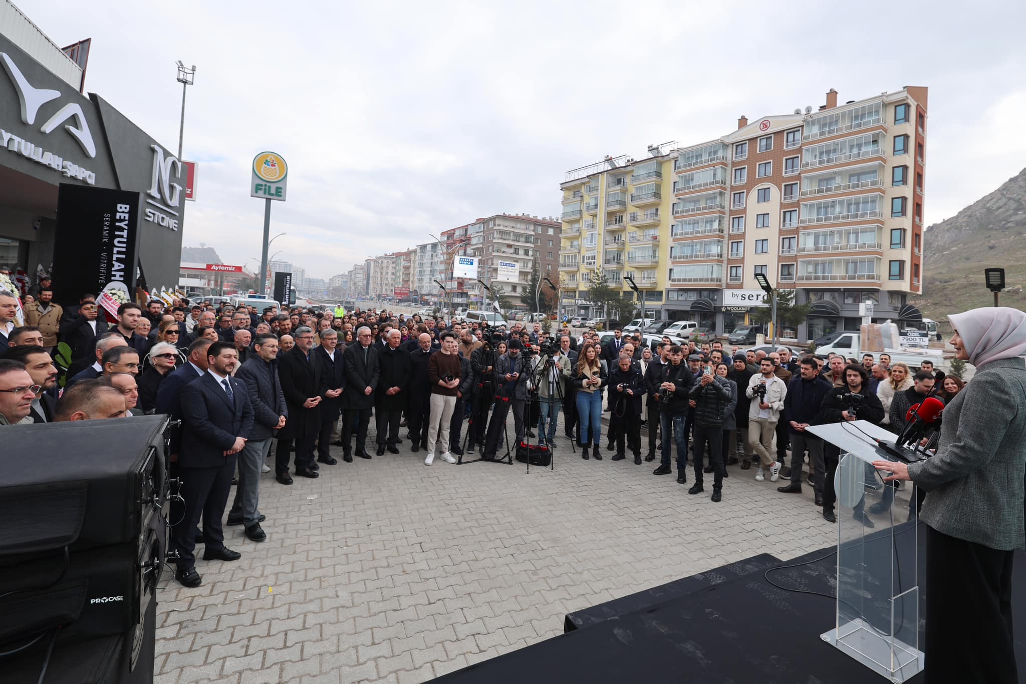 NG Kütahya Seramik Afyonkarahisar’da Açıldı