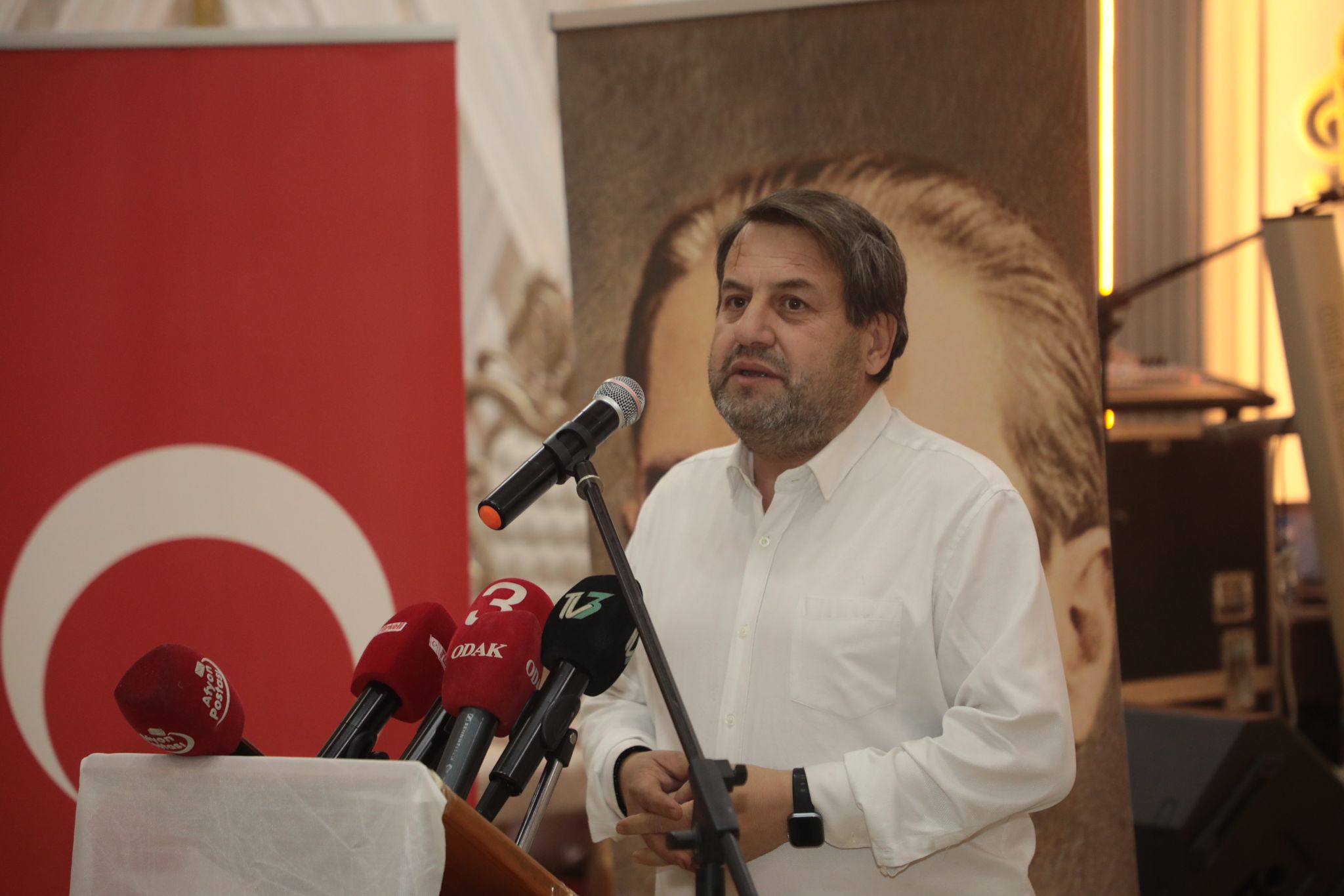 AK PARTİ AFYONKARAHİSAR TEŞKİLATI, ÇALIŞAN GAZETECİLER GÜNÜ’NÜ KUTLADI