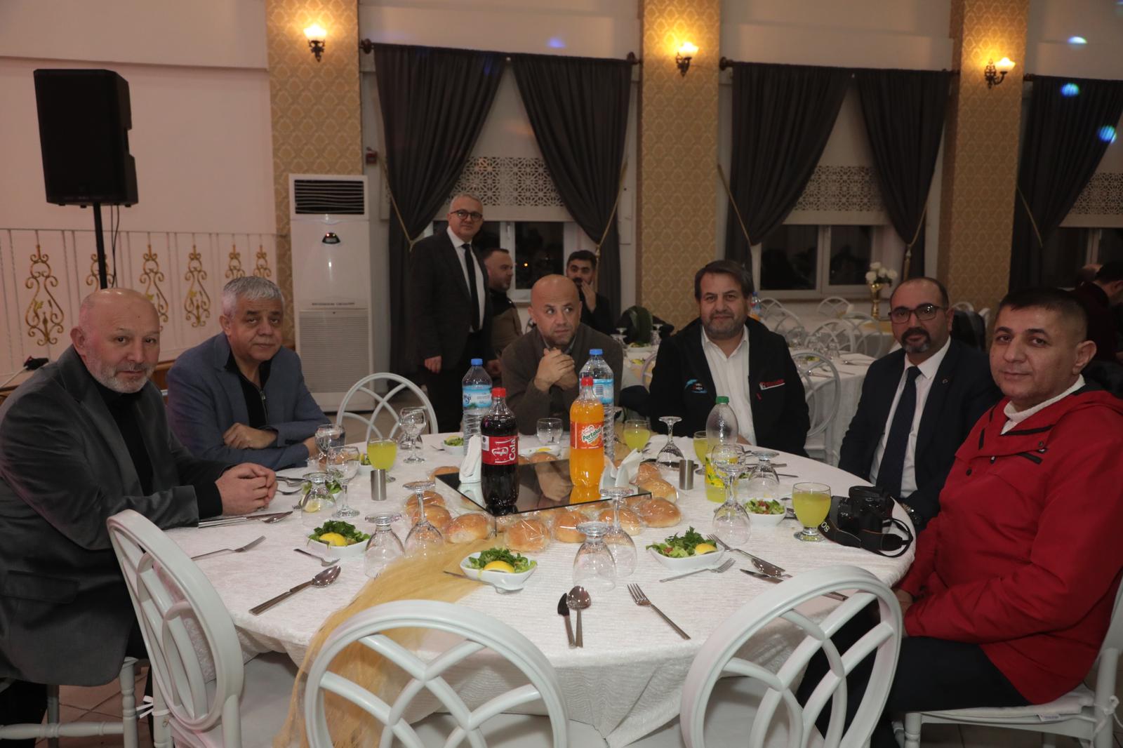 AK PARTİ AFYONKARAHİSAR TEŞKİLATI, ÇALIŞAN GAZETECİLER GÜNÜ’NÜ KUTLADI