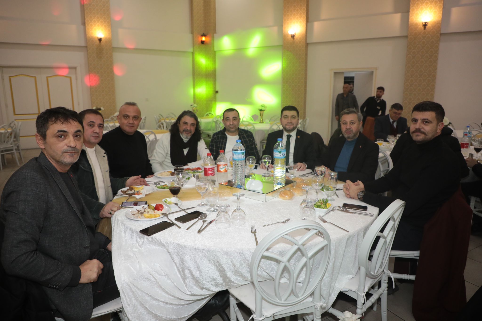AK PARTİ AFYONKARAHİSAR TEŞKİLATI, ÇALIŞAN GAZETECİLER GÜNÜ’NÜ KUTLADI