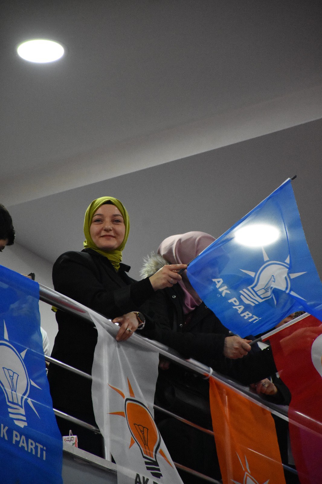 AK Kadınların Başkanı Çengel Bismillah Dedi Bakan Göktaş Destek Verdi