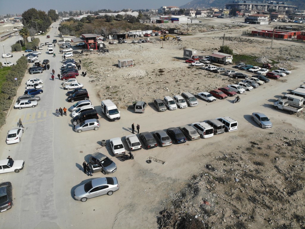 ARABA PAZARLARINDA FİYATLAR DÜŞÜYOR